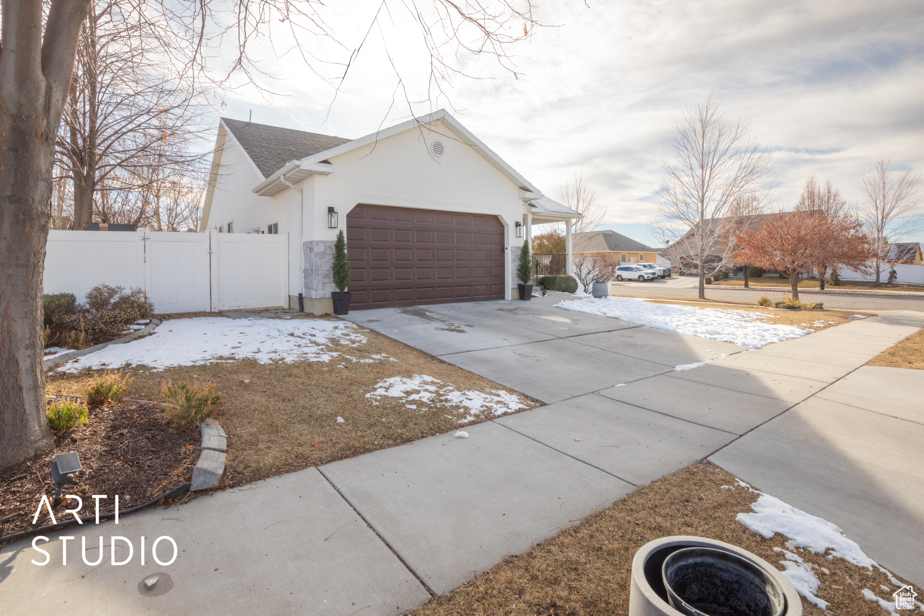 property viewer photo 2