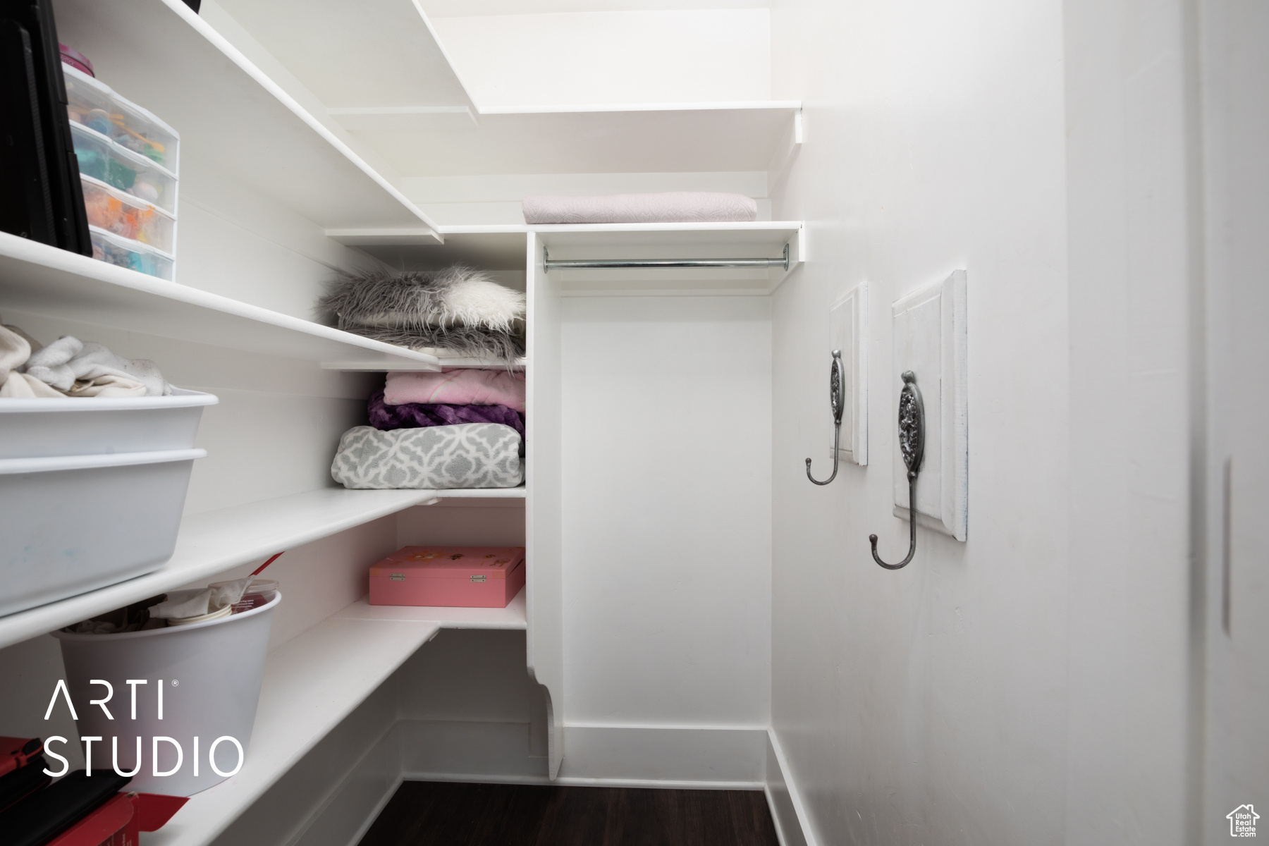property viewer photo 23