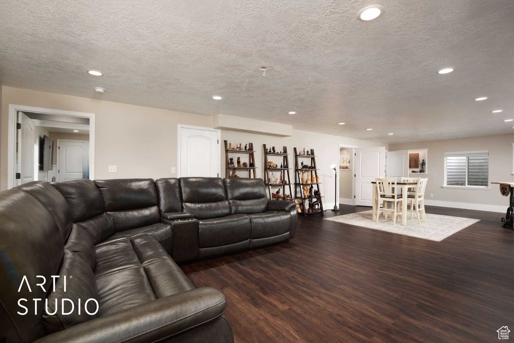 property viewer photo 28