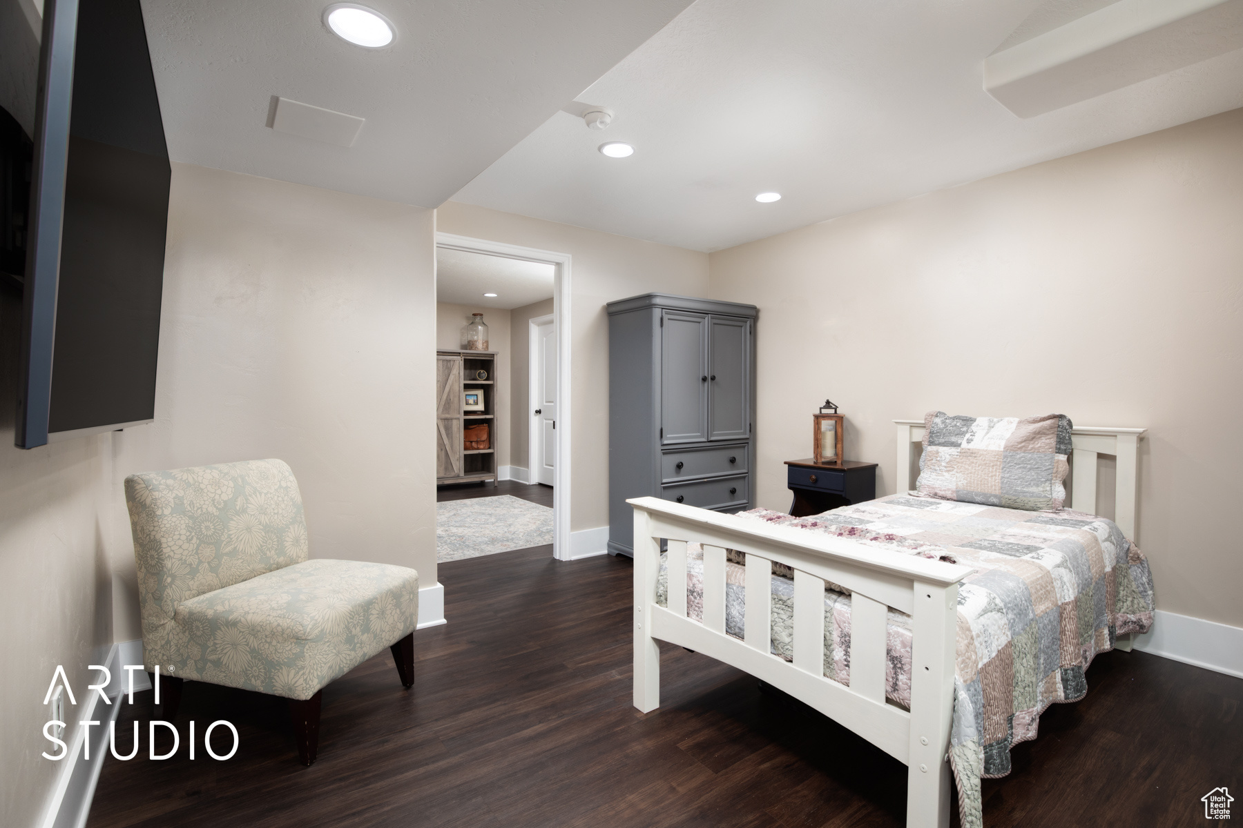 property viewer photo 29