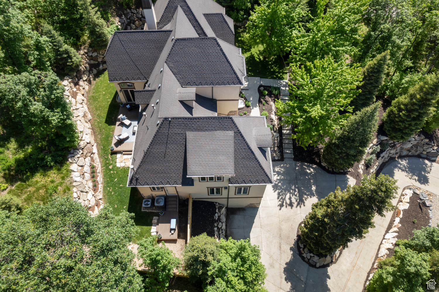 main property photo 58