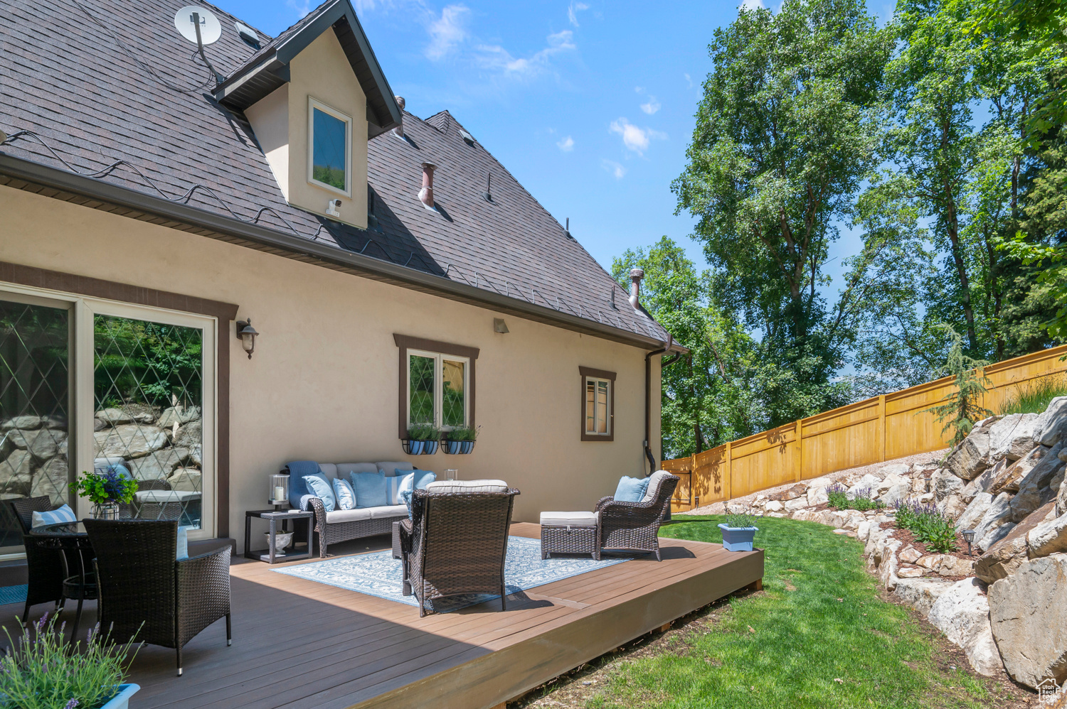main property photo 66