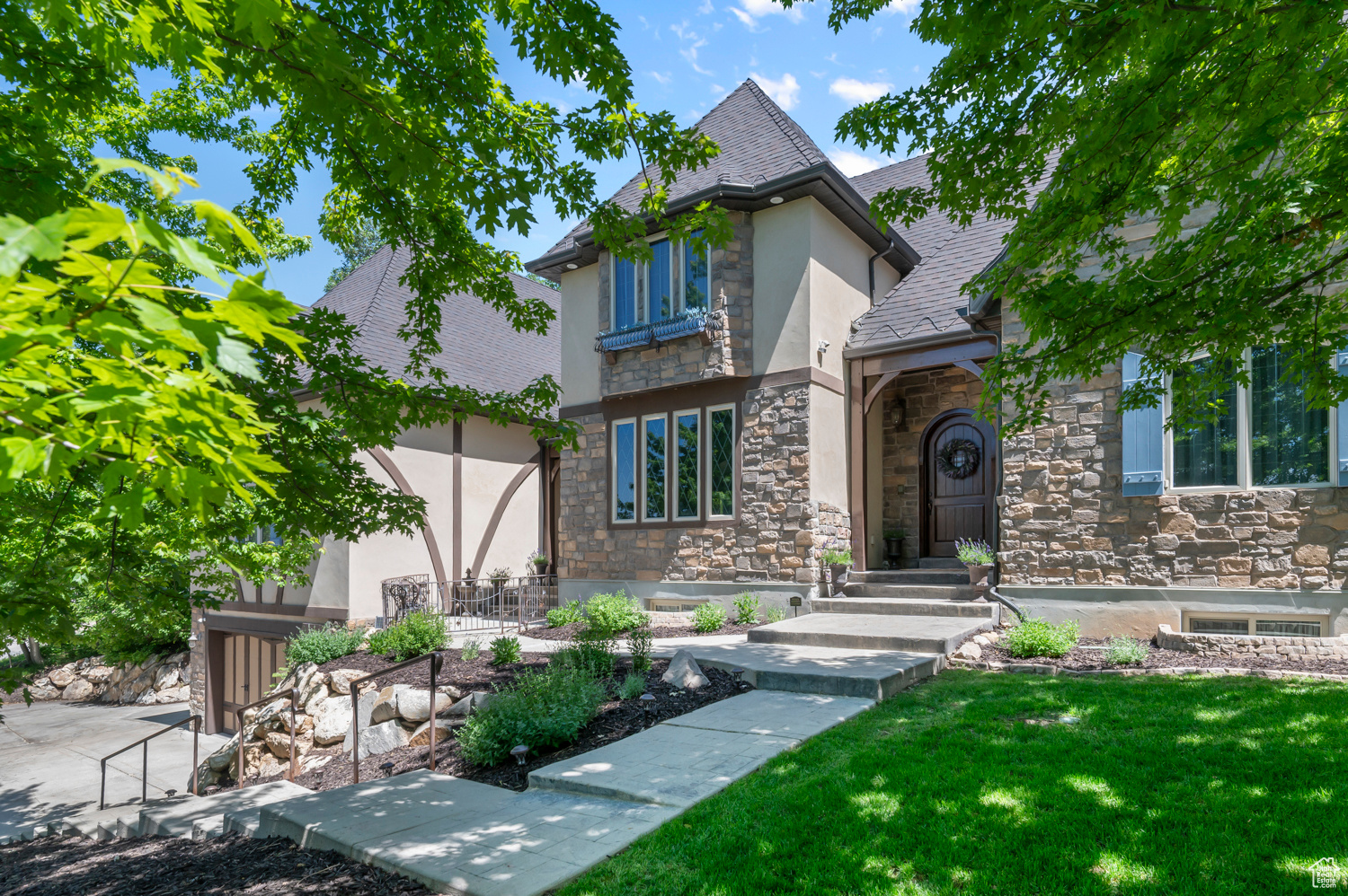 main property photo 75