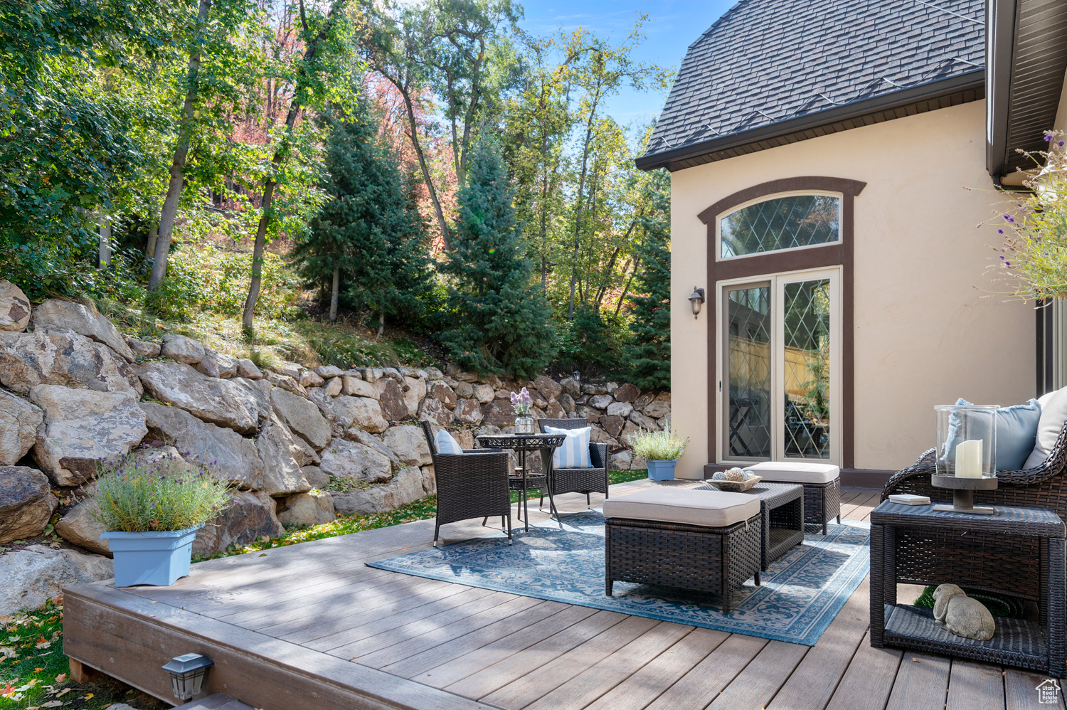 main property photo 90