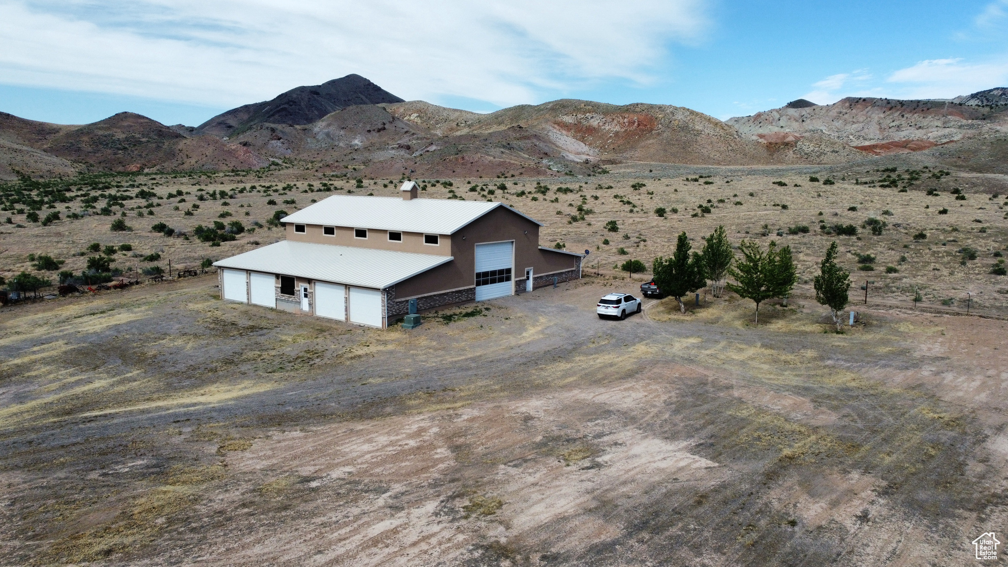 main property photo 40
