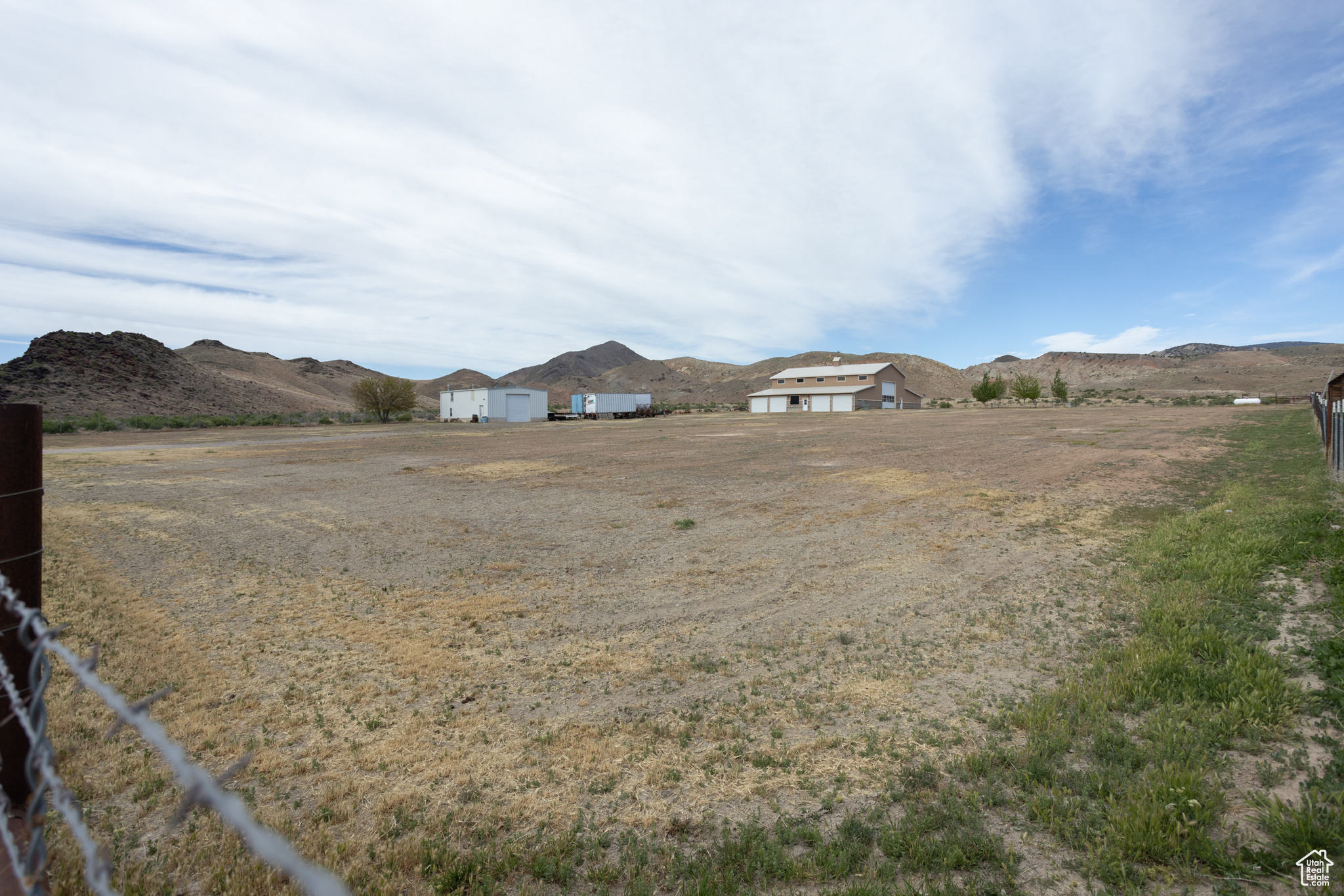 main property photo 19