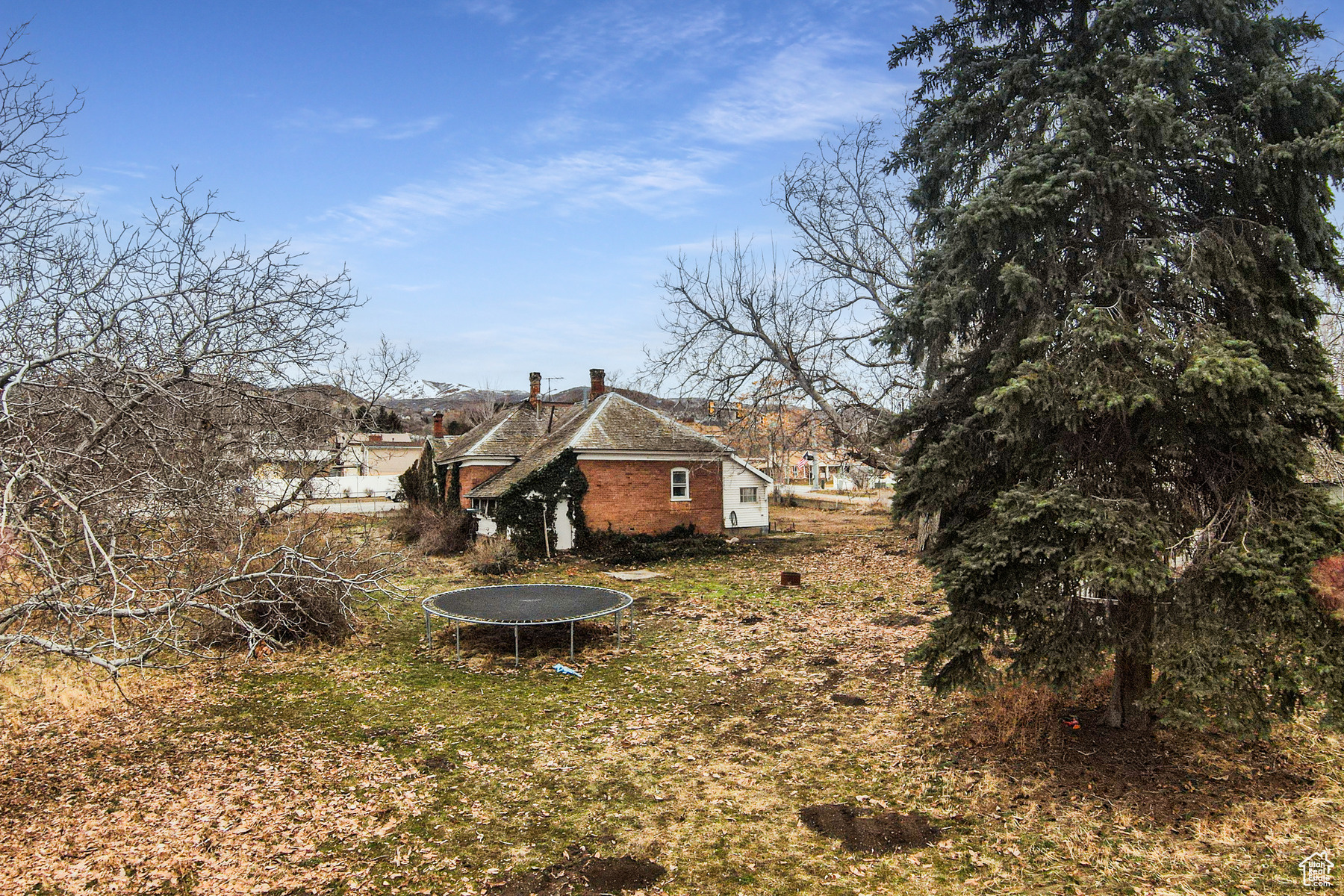 main property photo 15