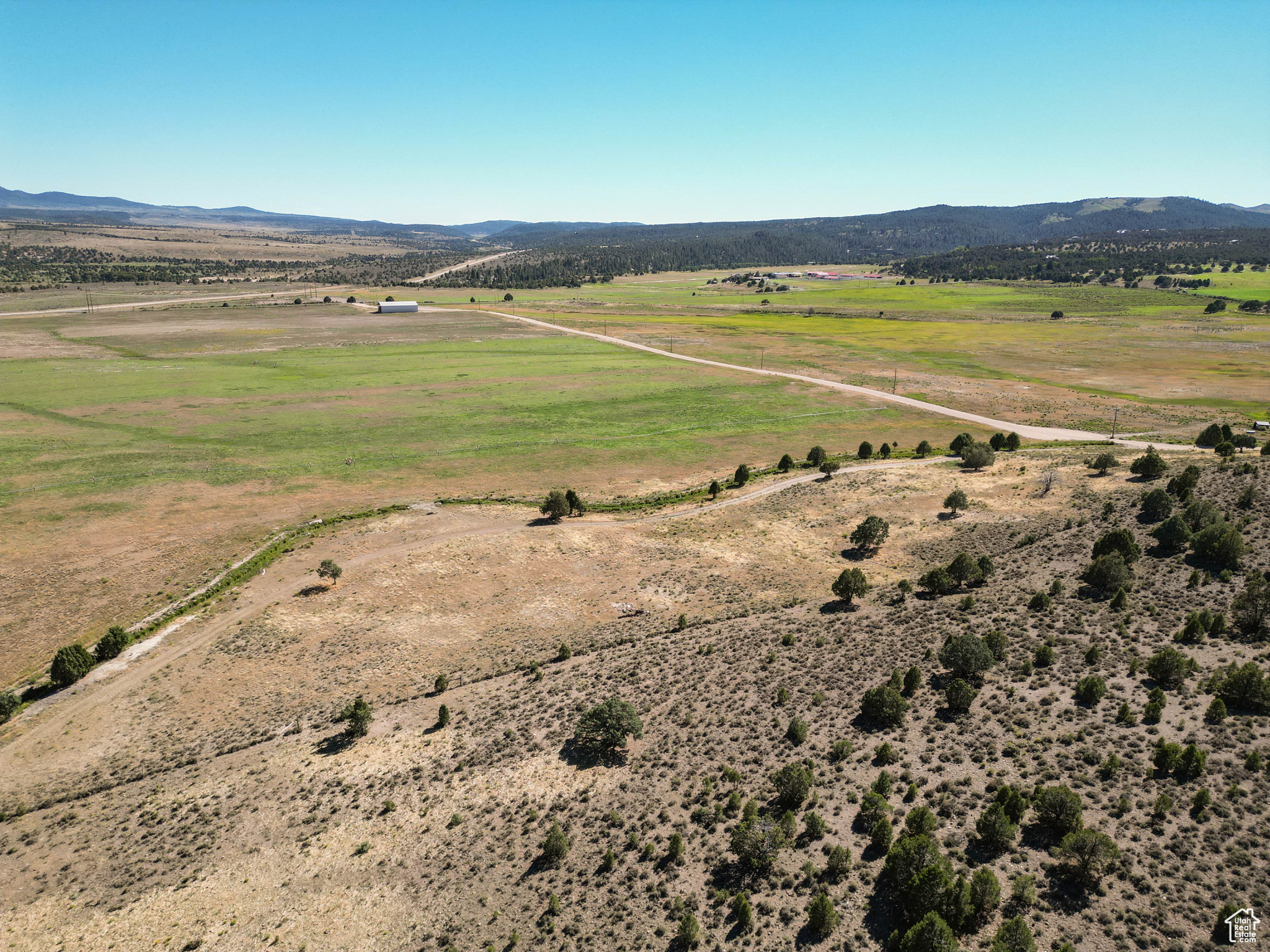 main property photo 9
