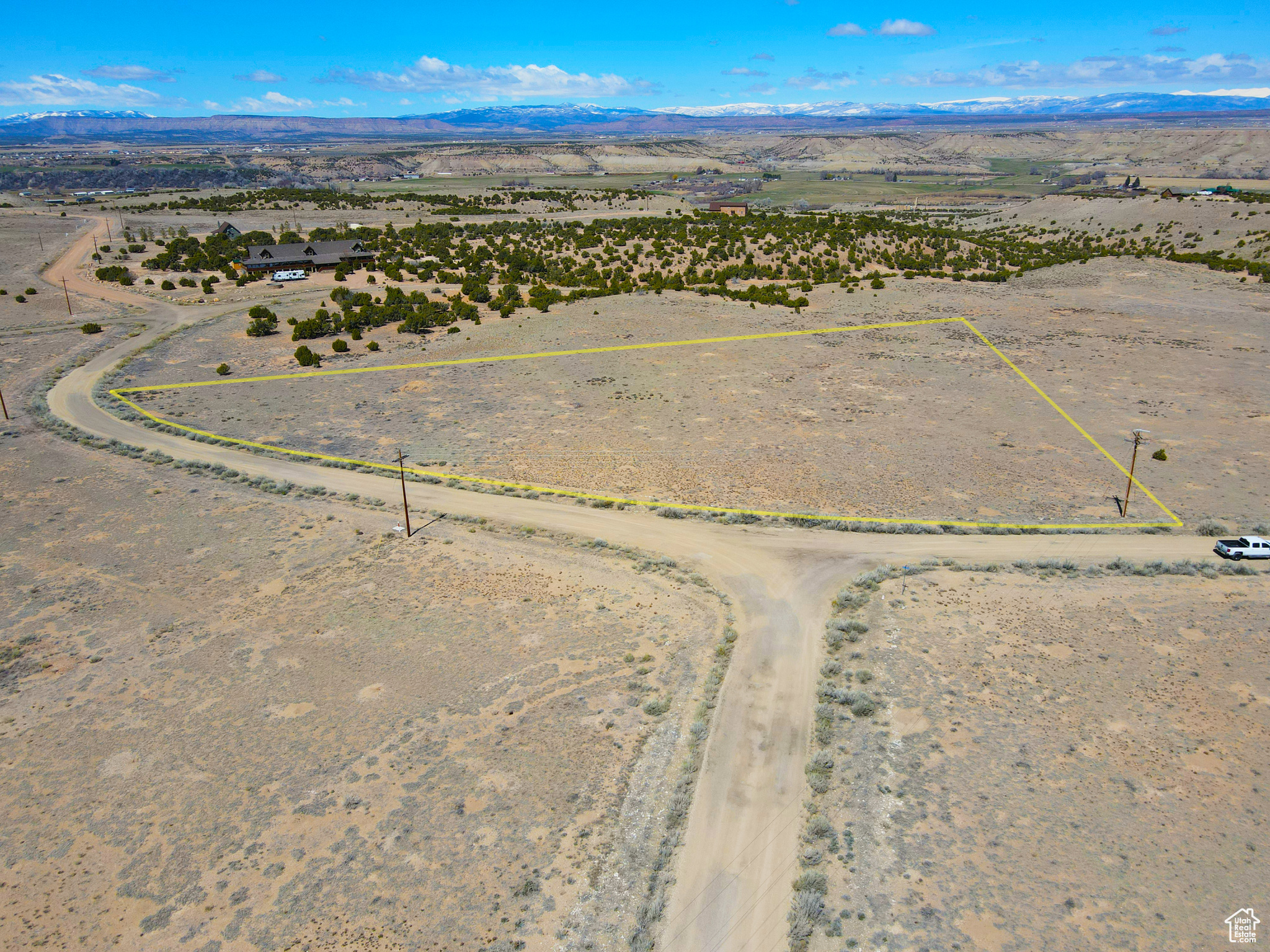 main property photo 8