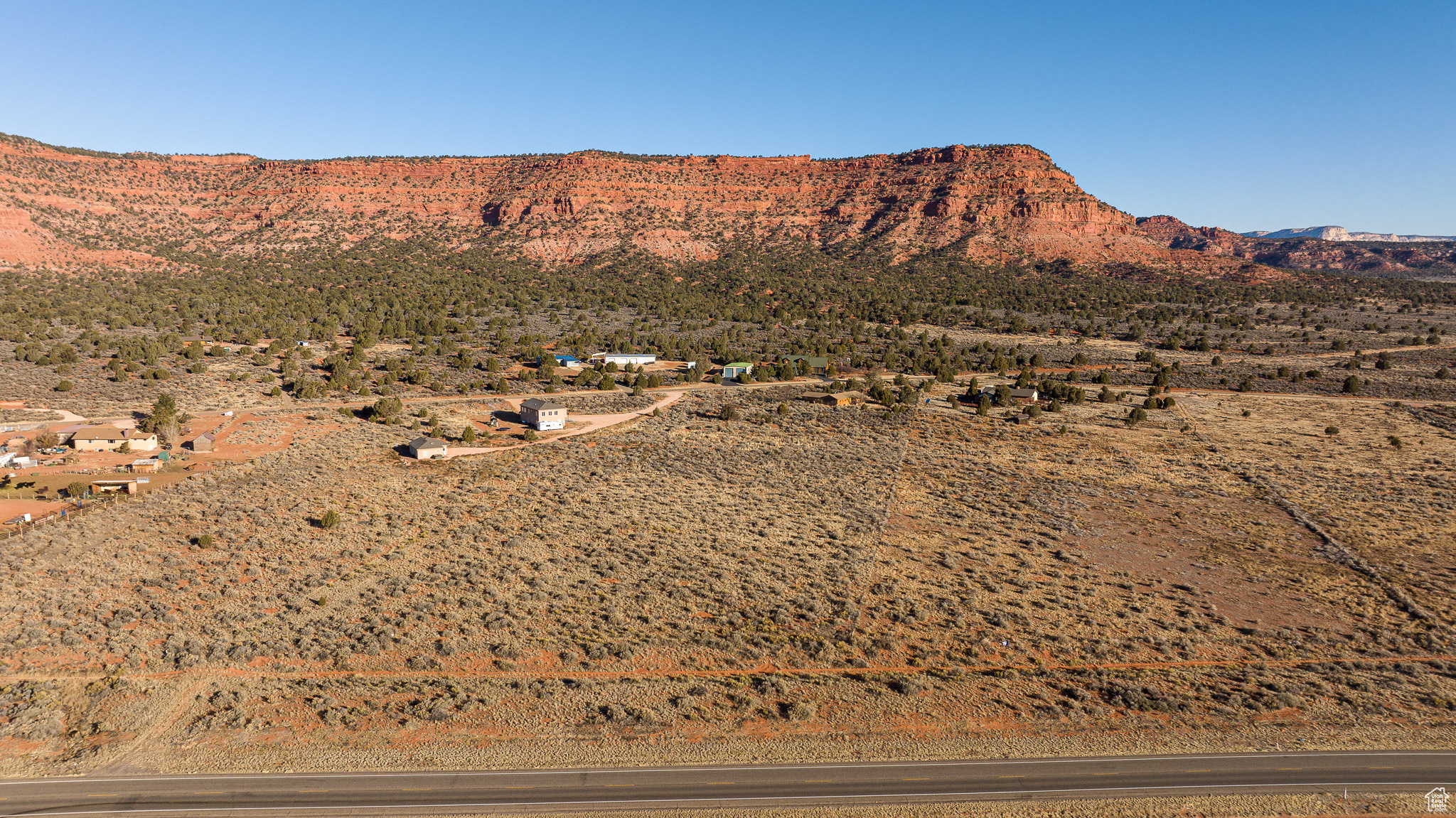 main property photo 22