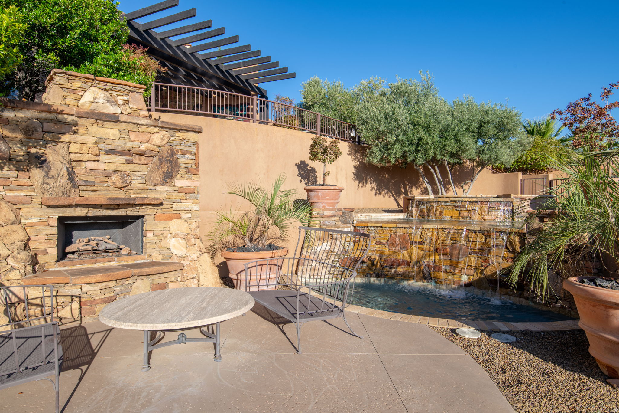main property photo 111