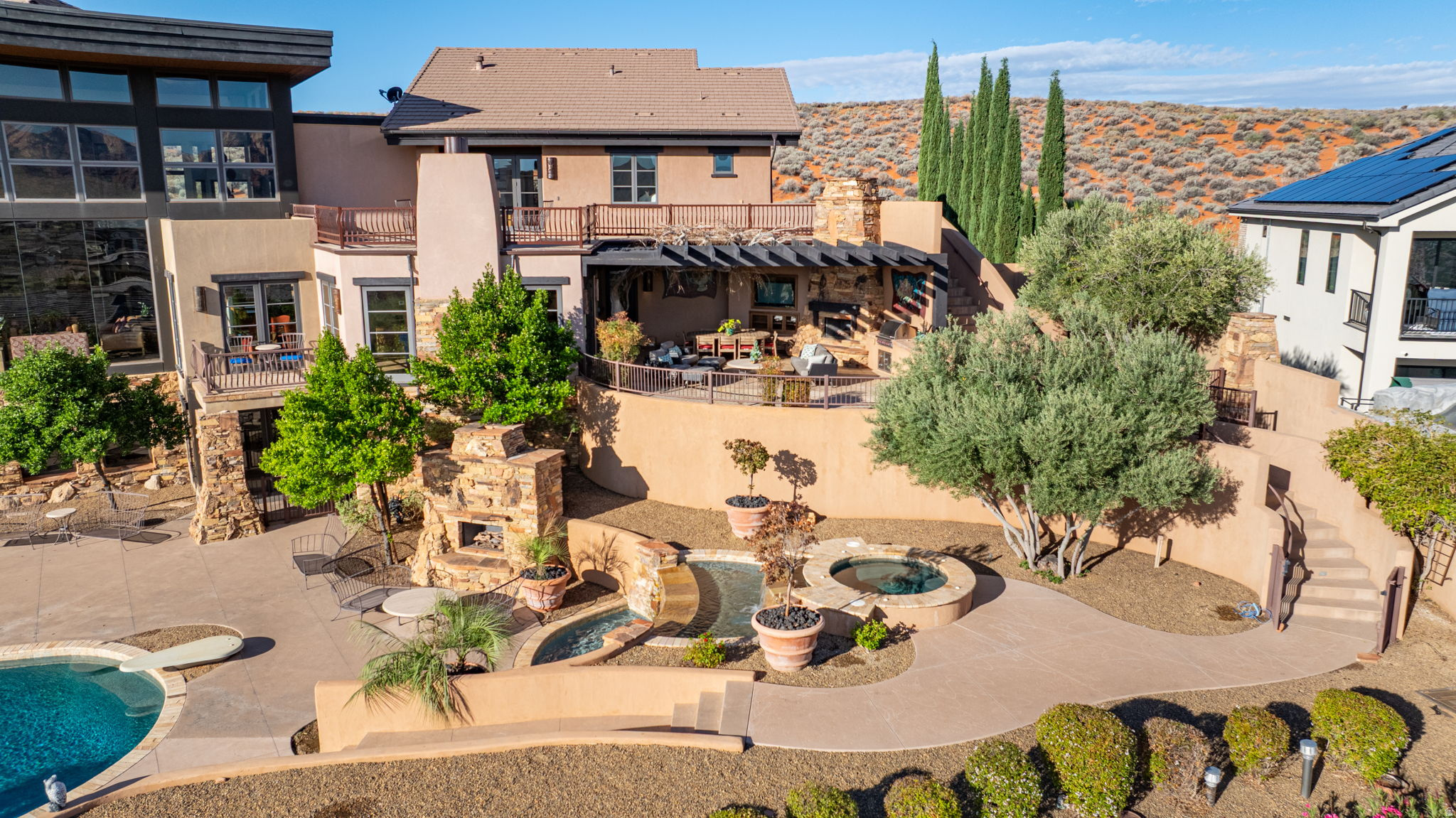 main property photo 19