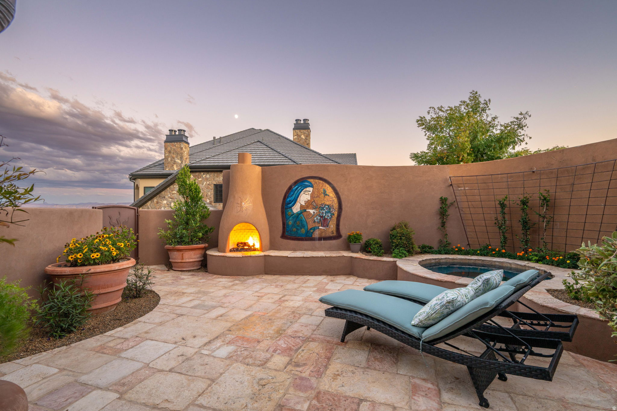 main property photo 5