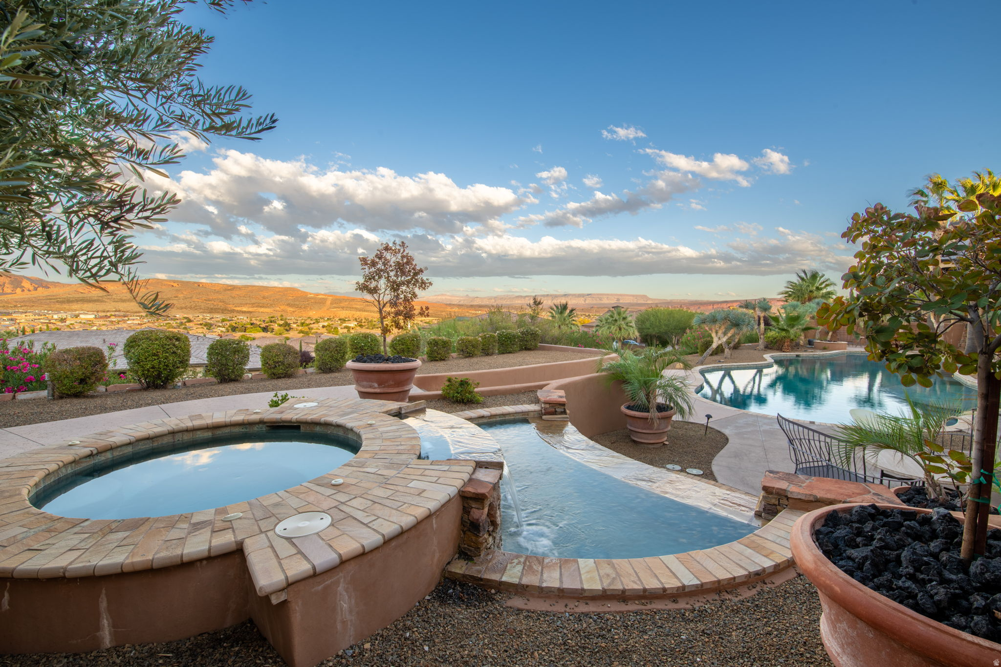 main property photo 74