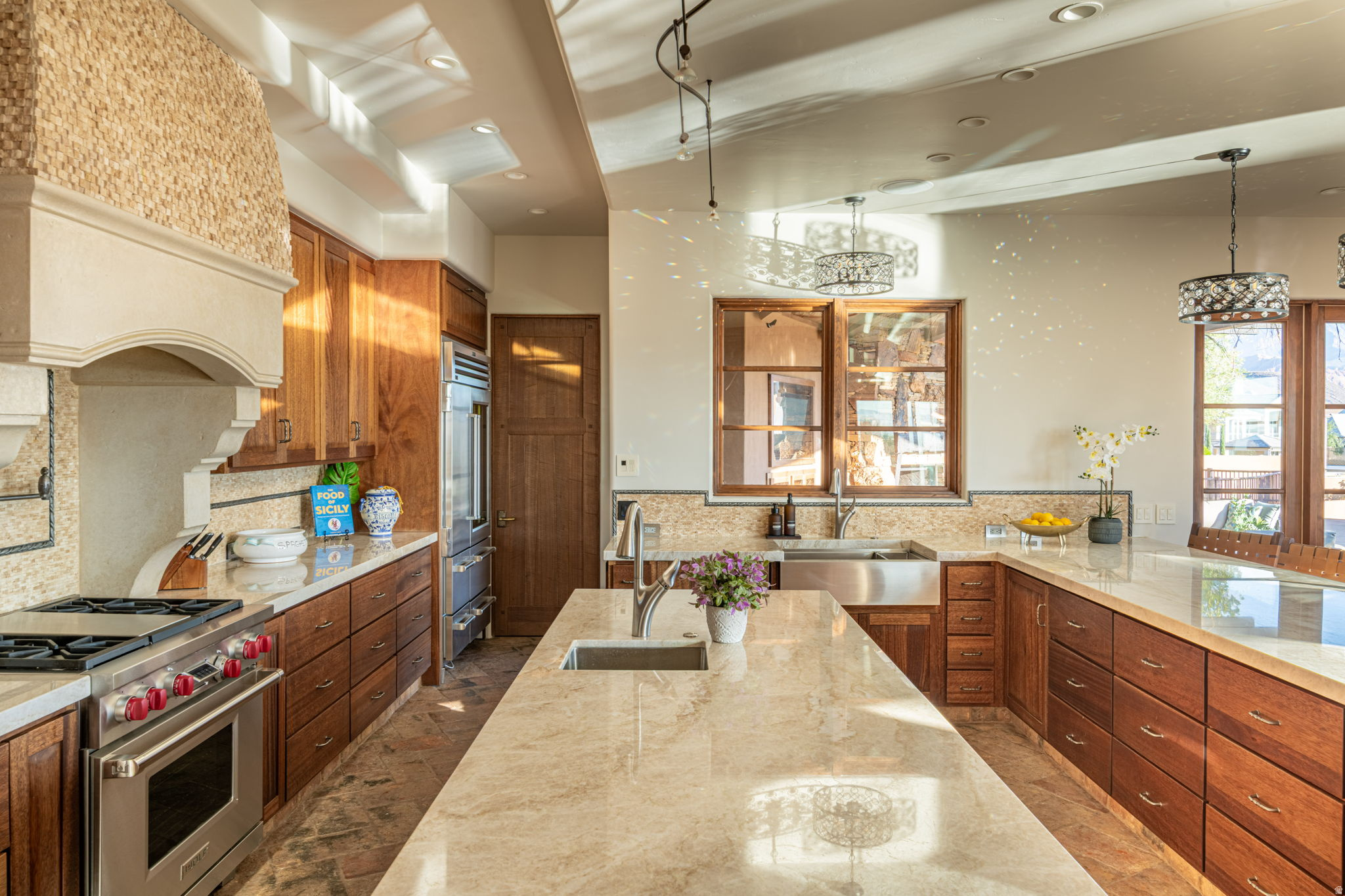 main property photo 99