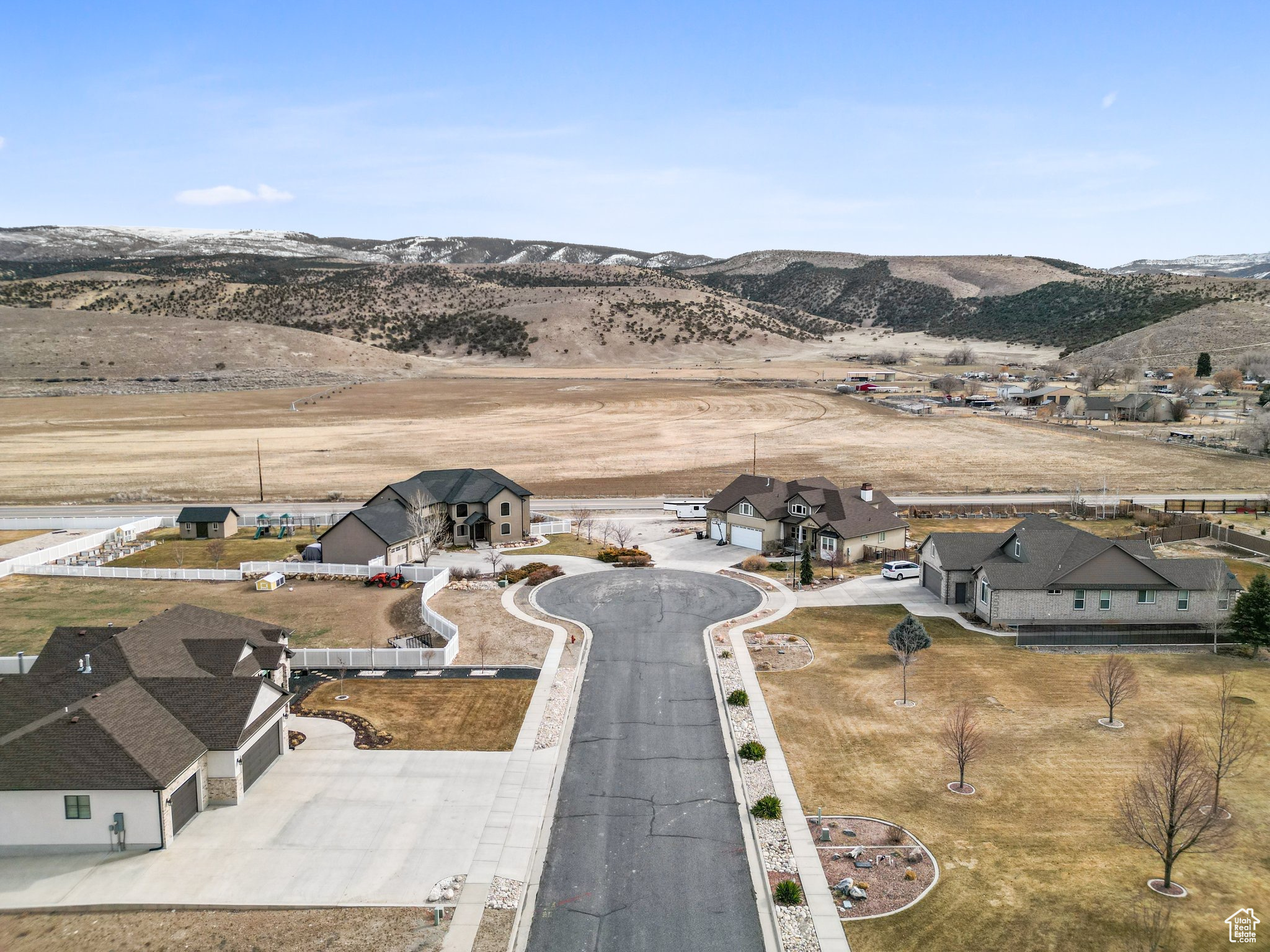 main property photo 17
