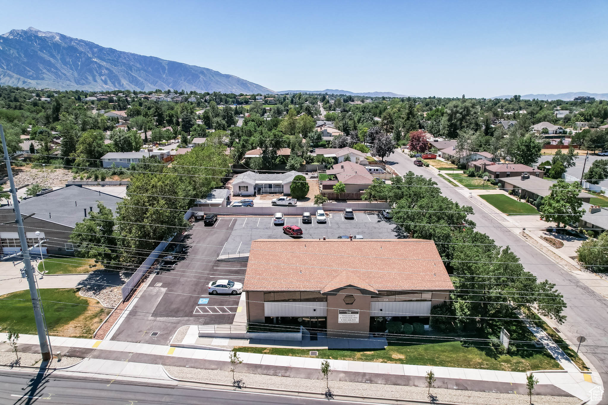 main property photo 18