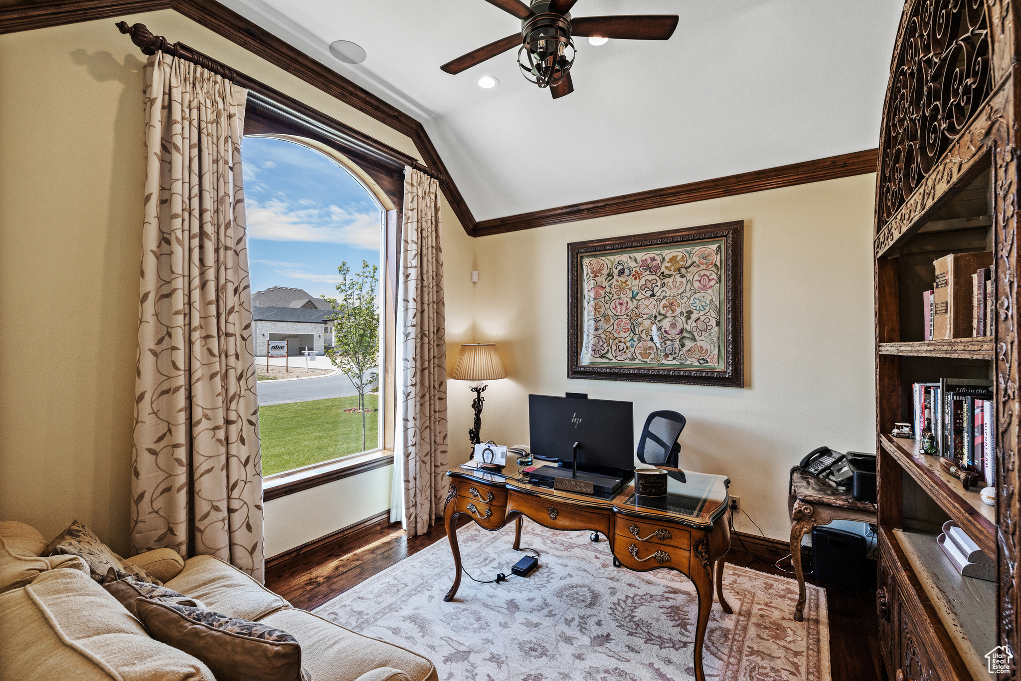 main property photo 22