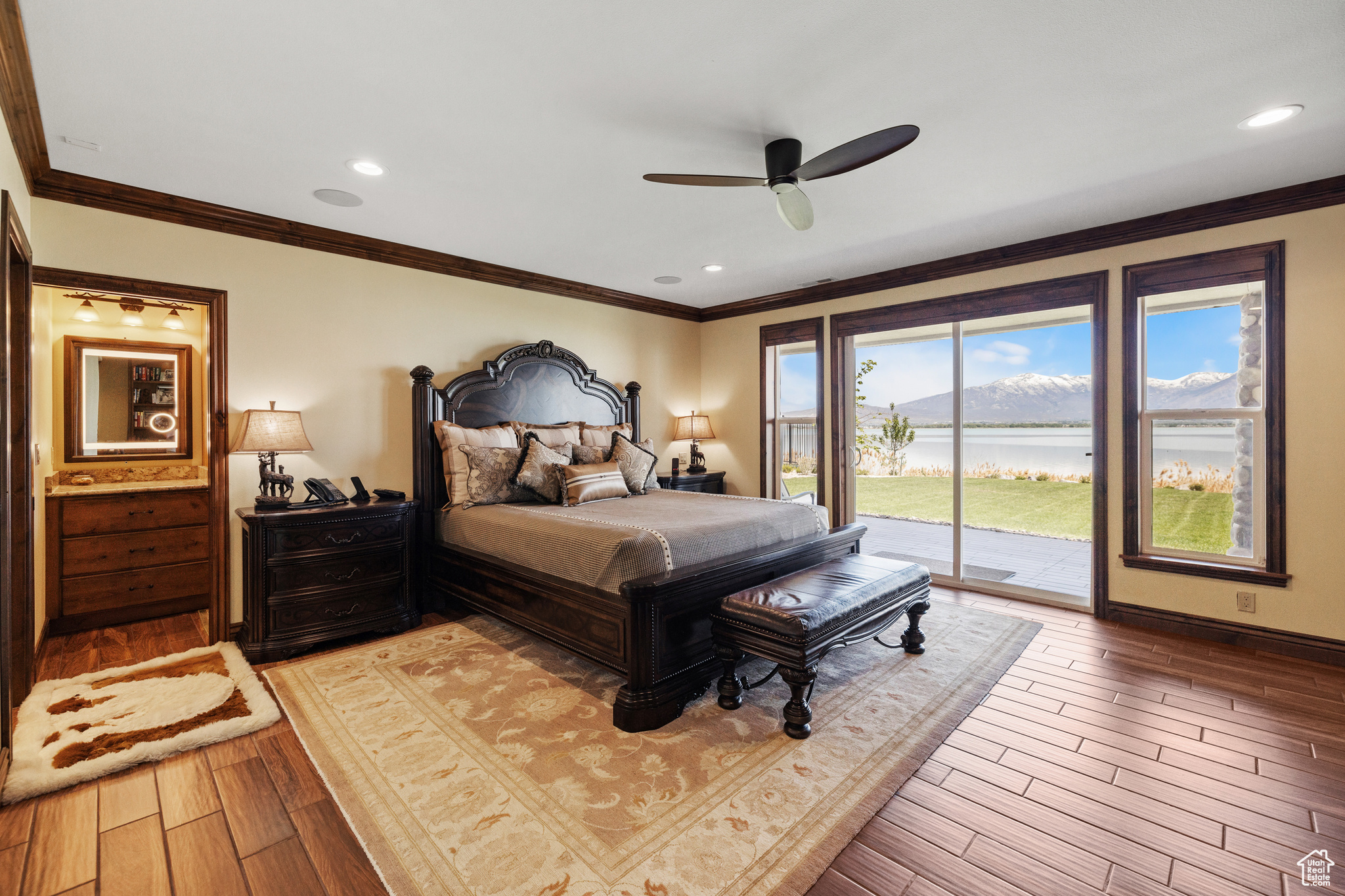 main property photo 44