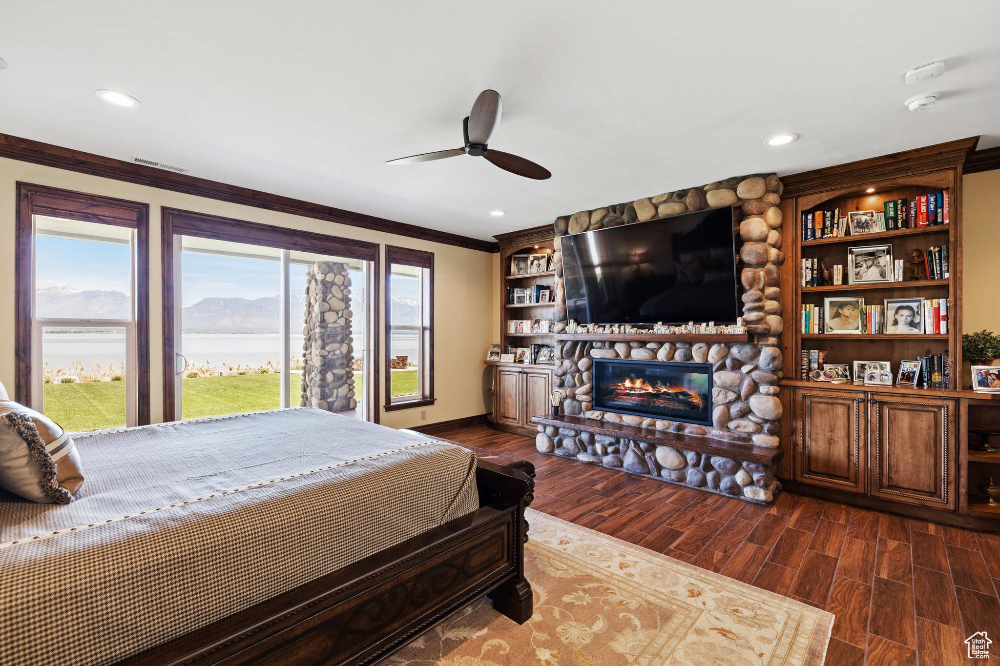 main property photo 46