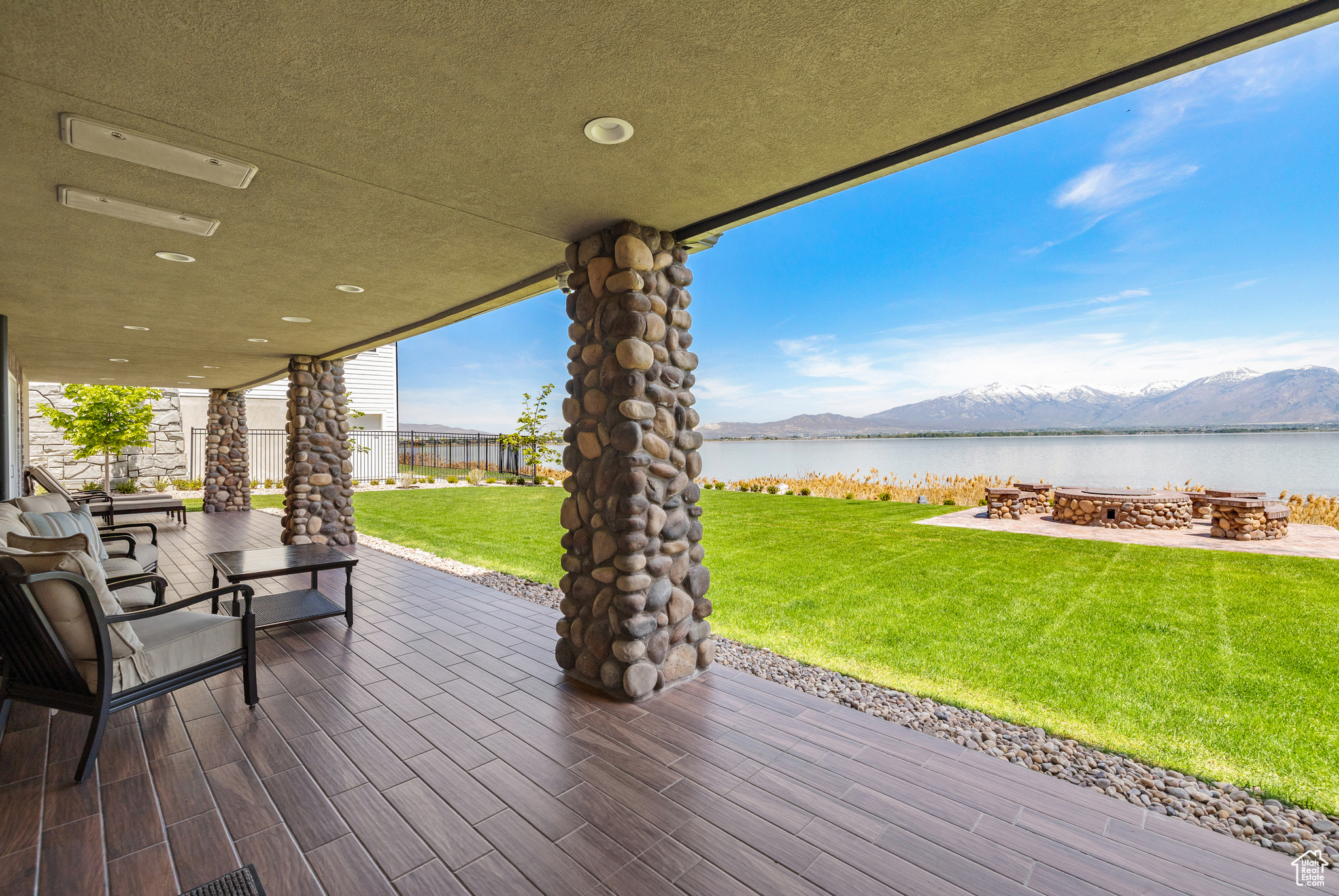 main property photo 73