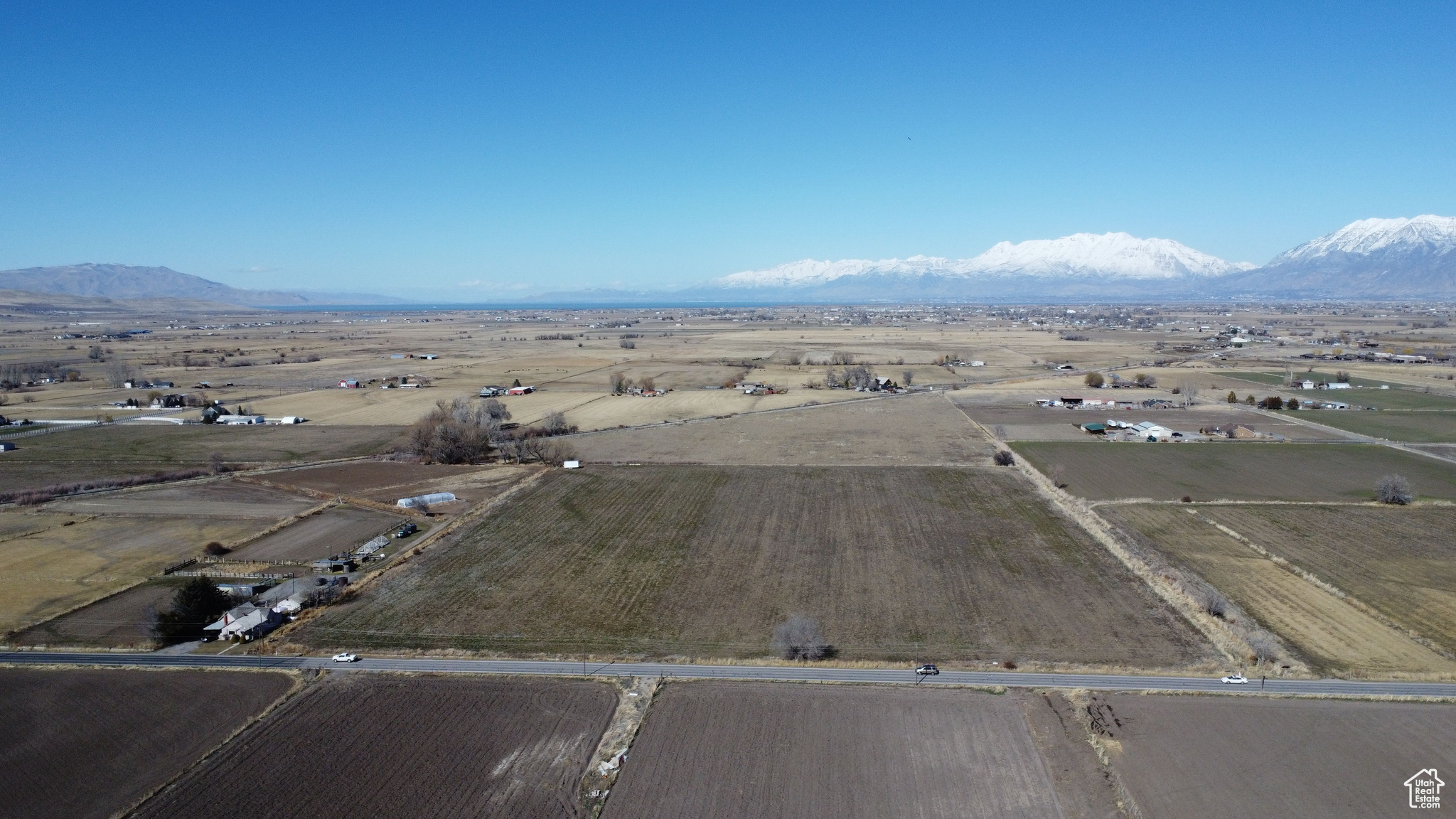main property photo 10