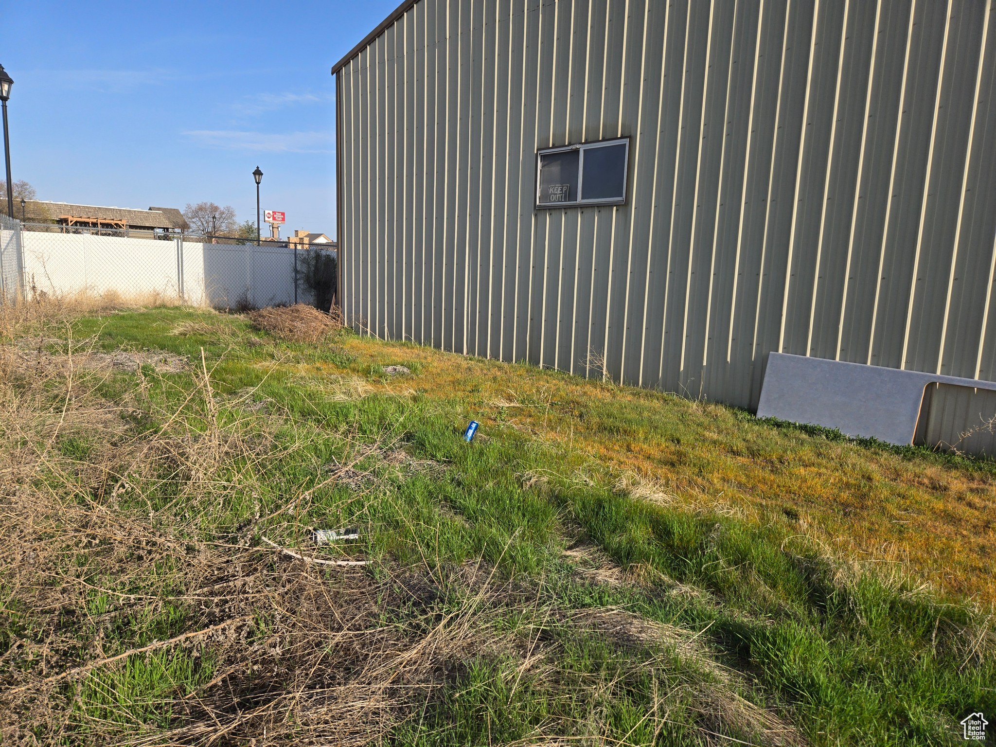 main property photo 16