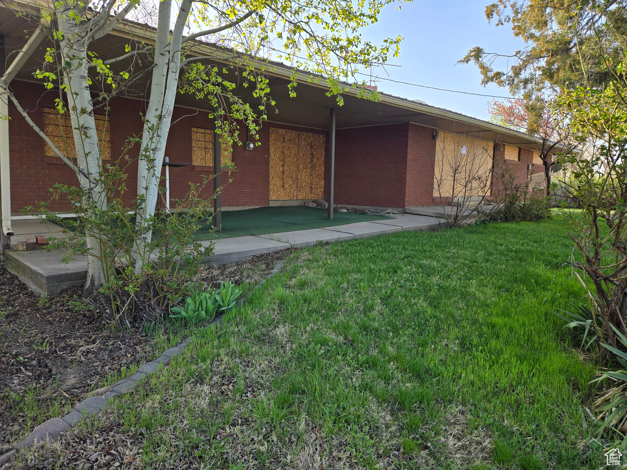 main property photo 23