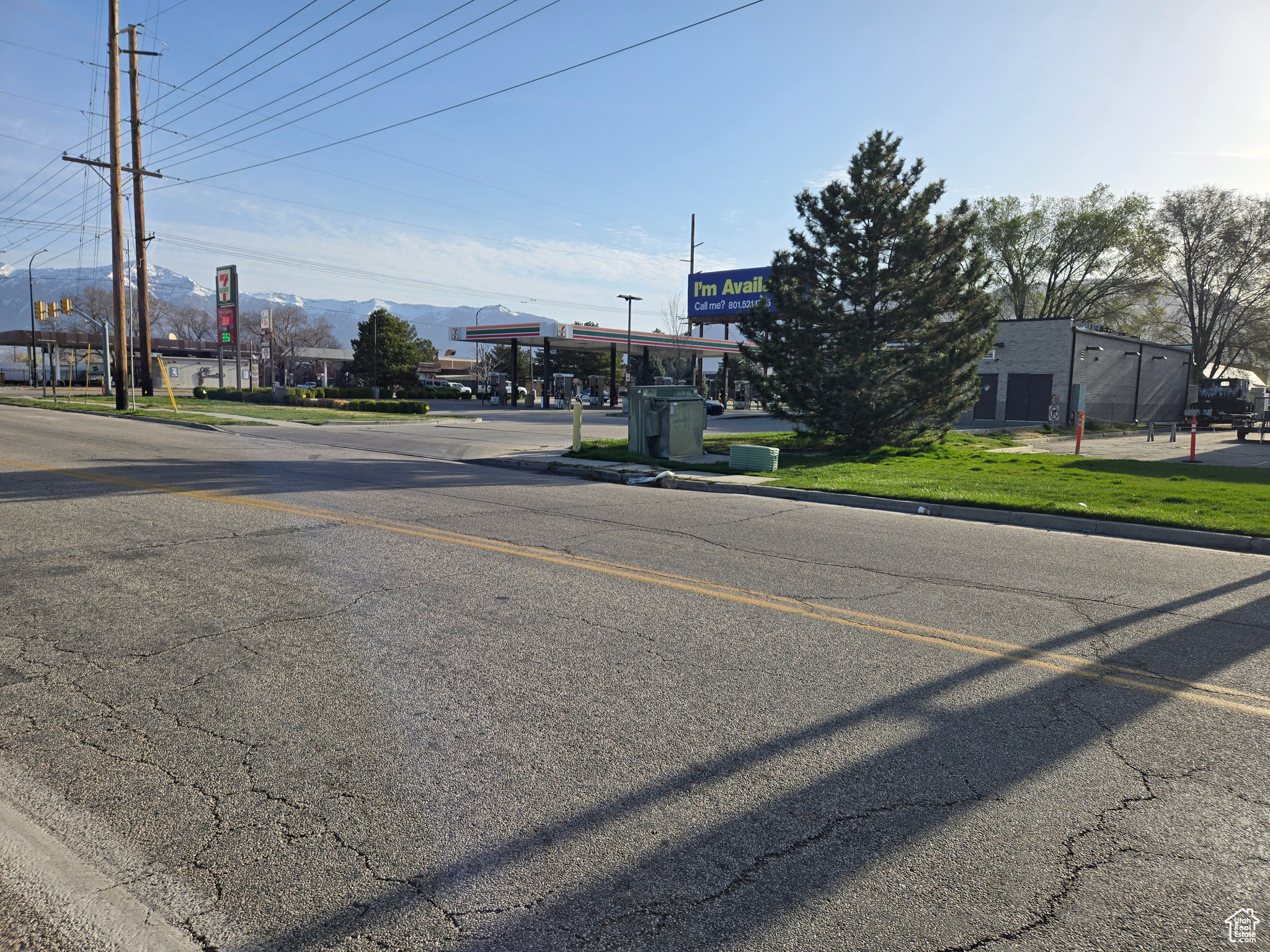 main property photo 25