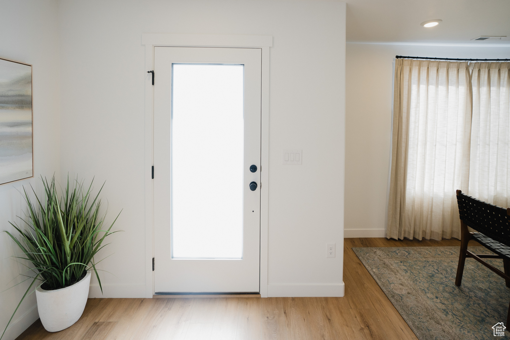 property viewer photo 16