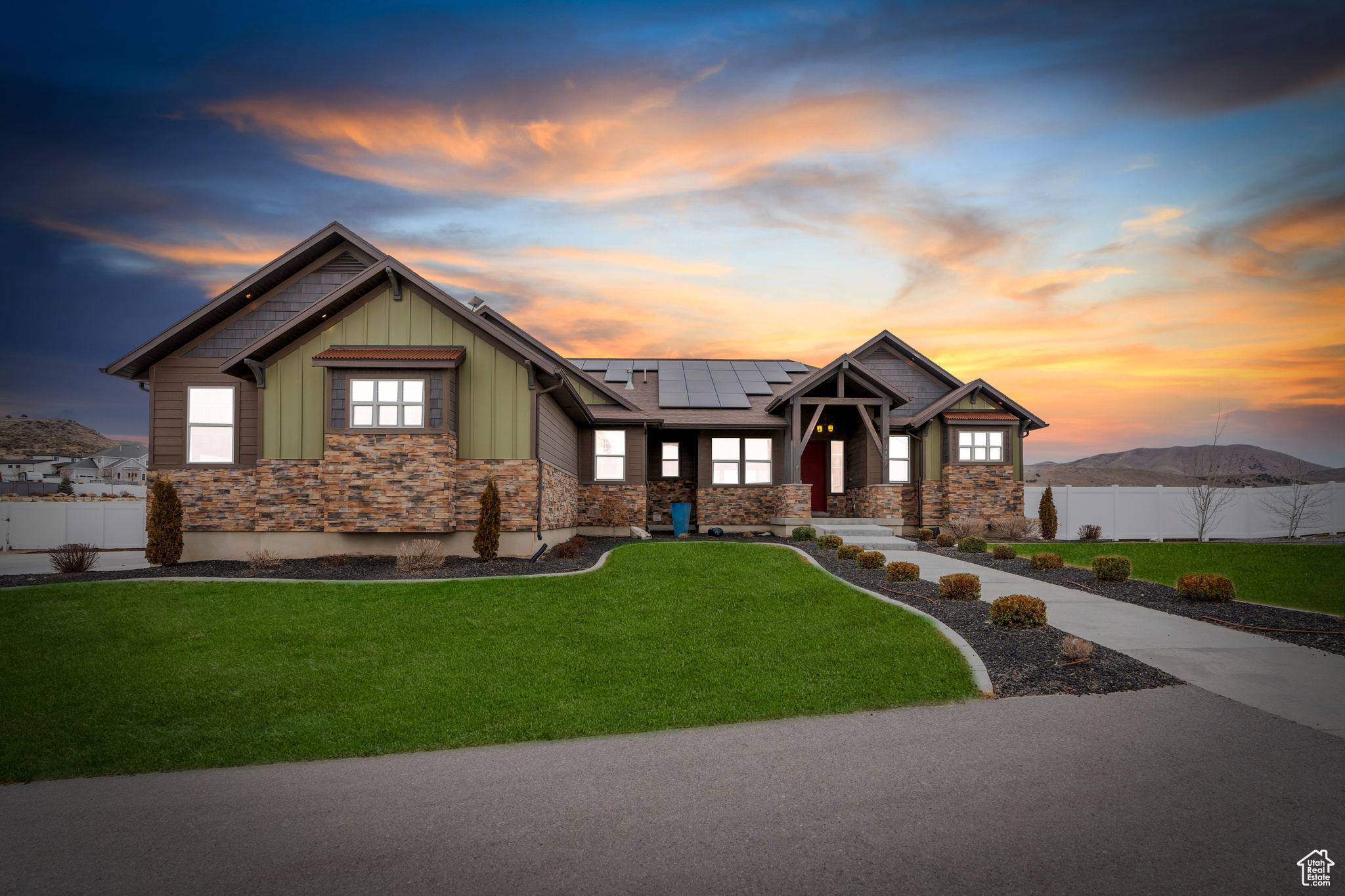 main property photo 48