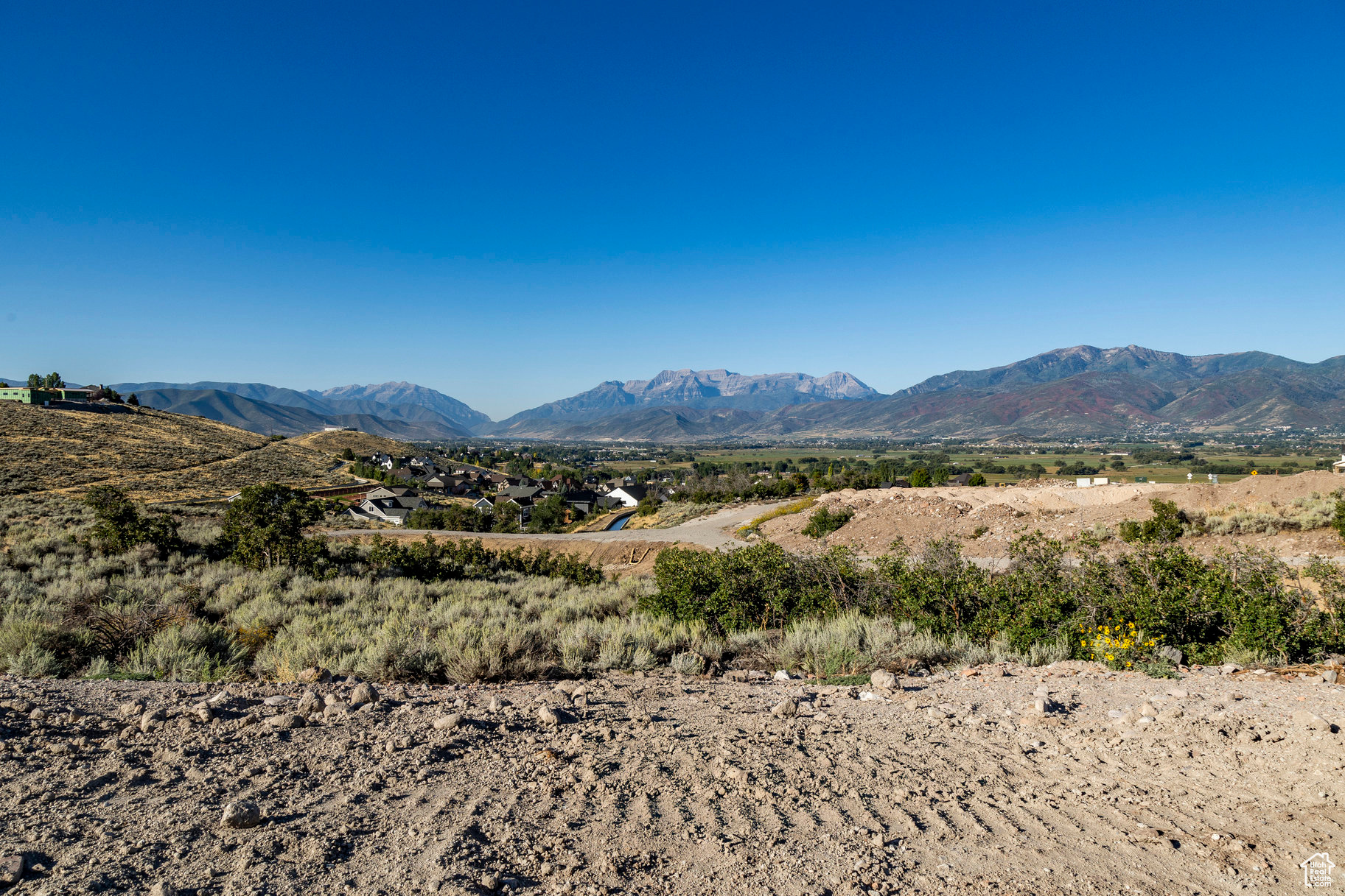 main property photo 18