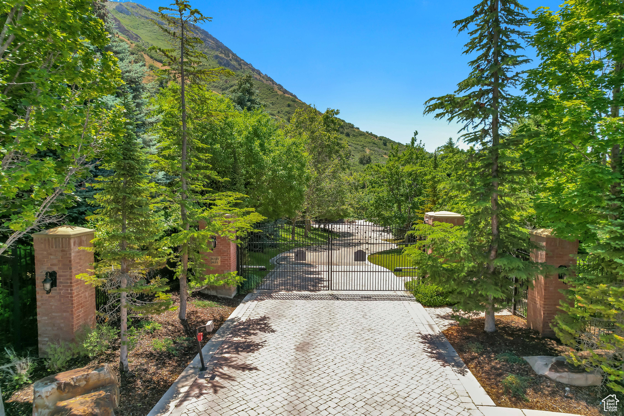main property photo 120