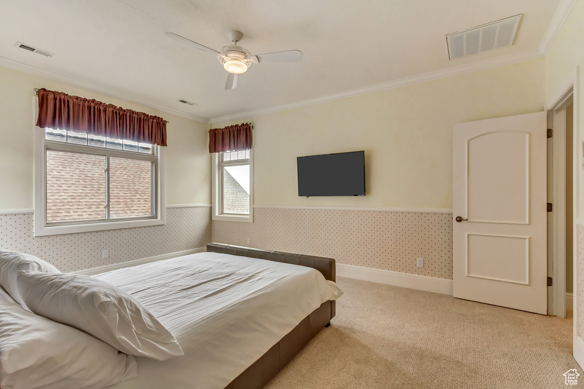 main property photo 49