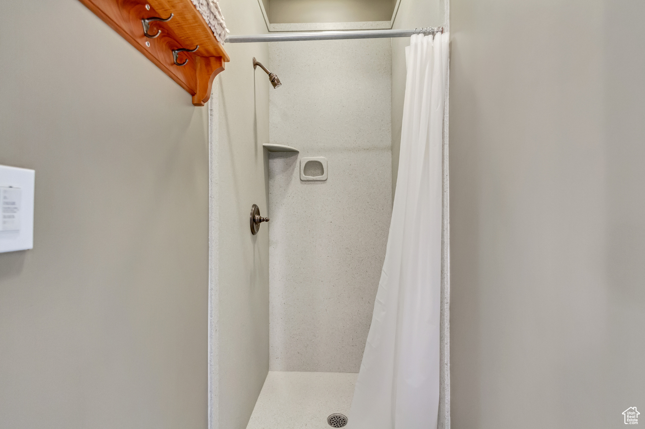 main property photo 70
