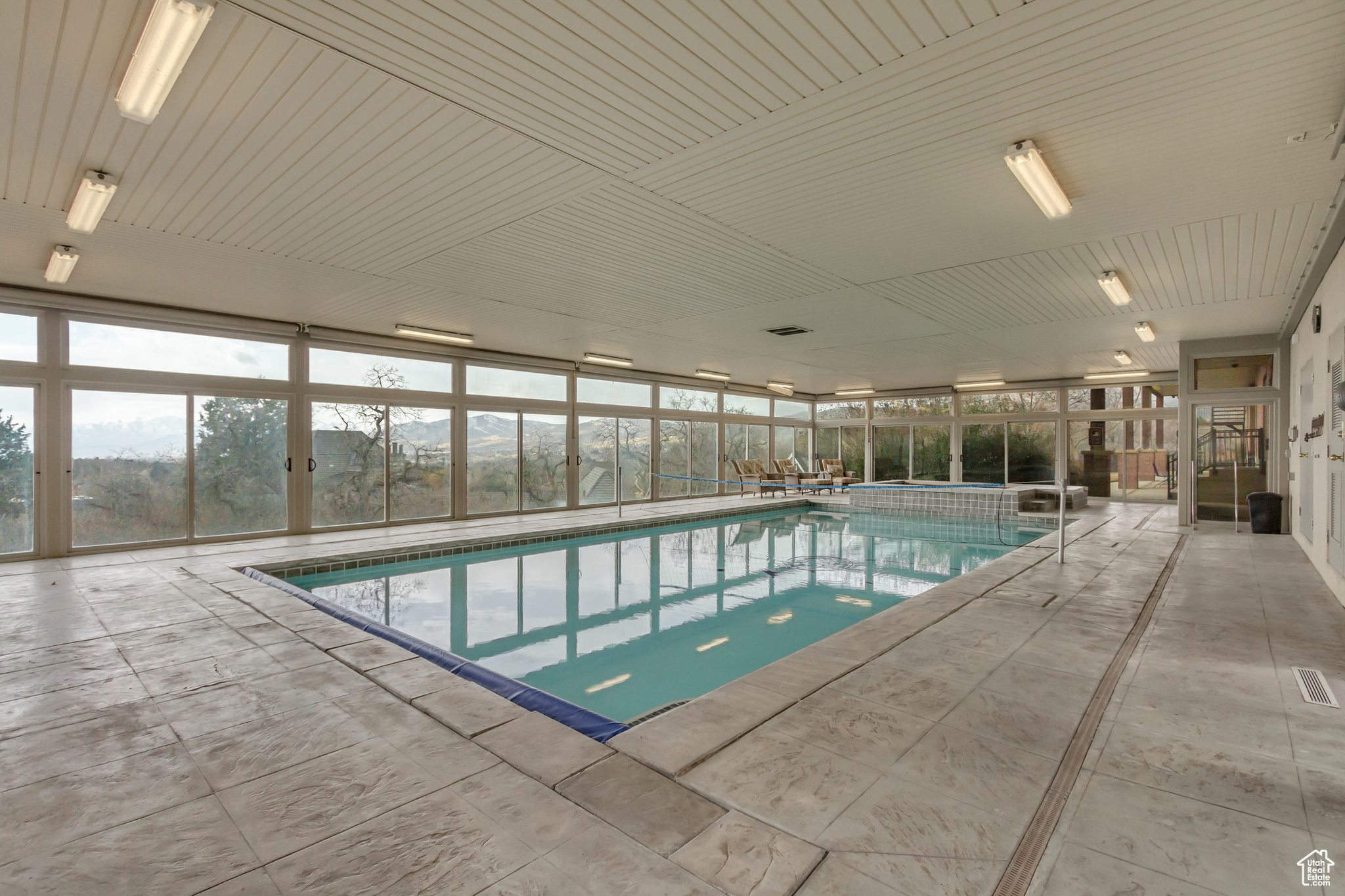 main property photo 74