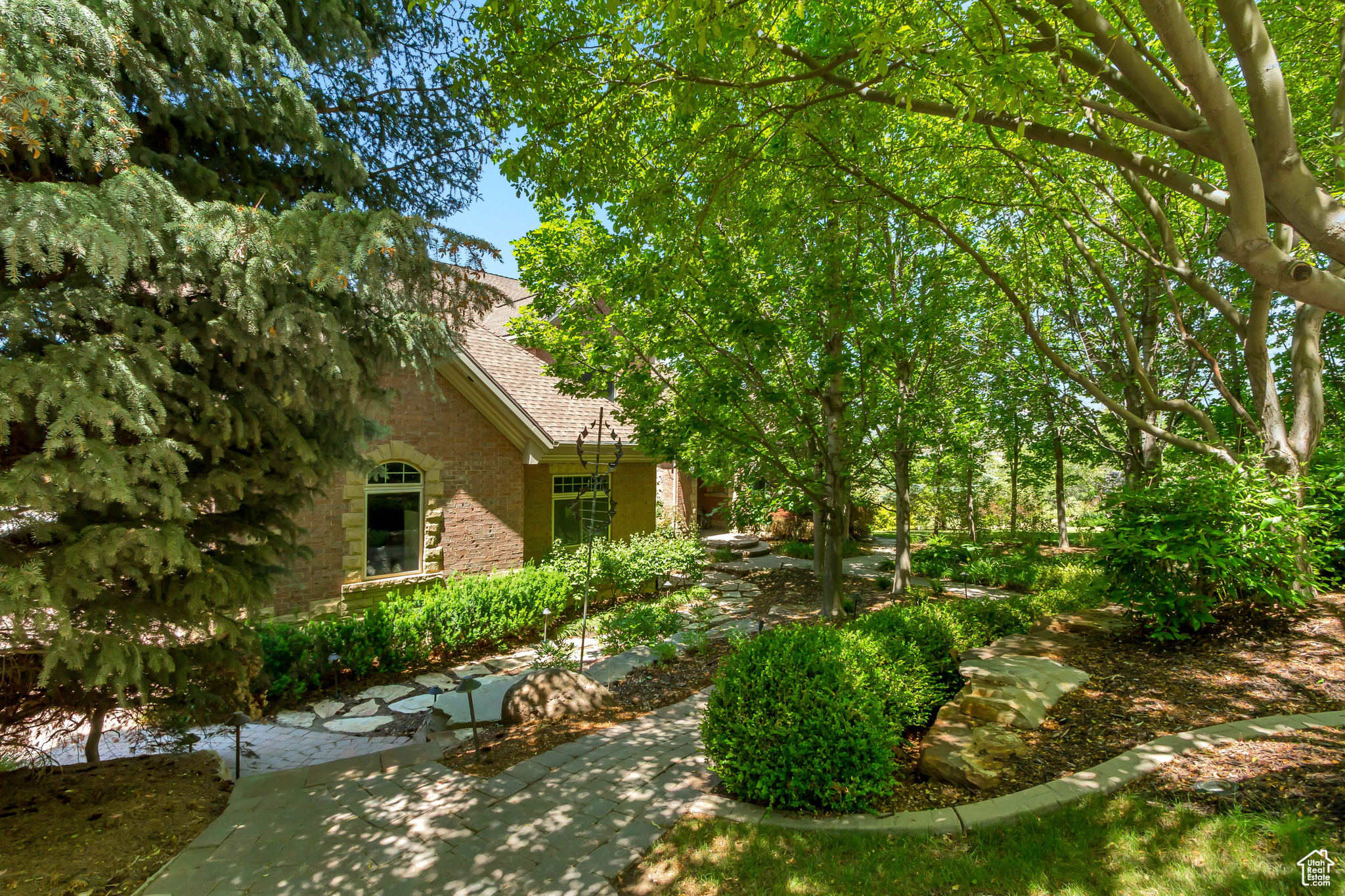 main property photo 83
