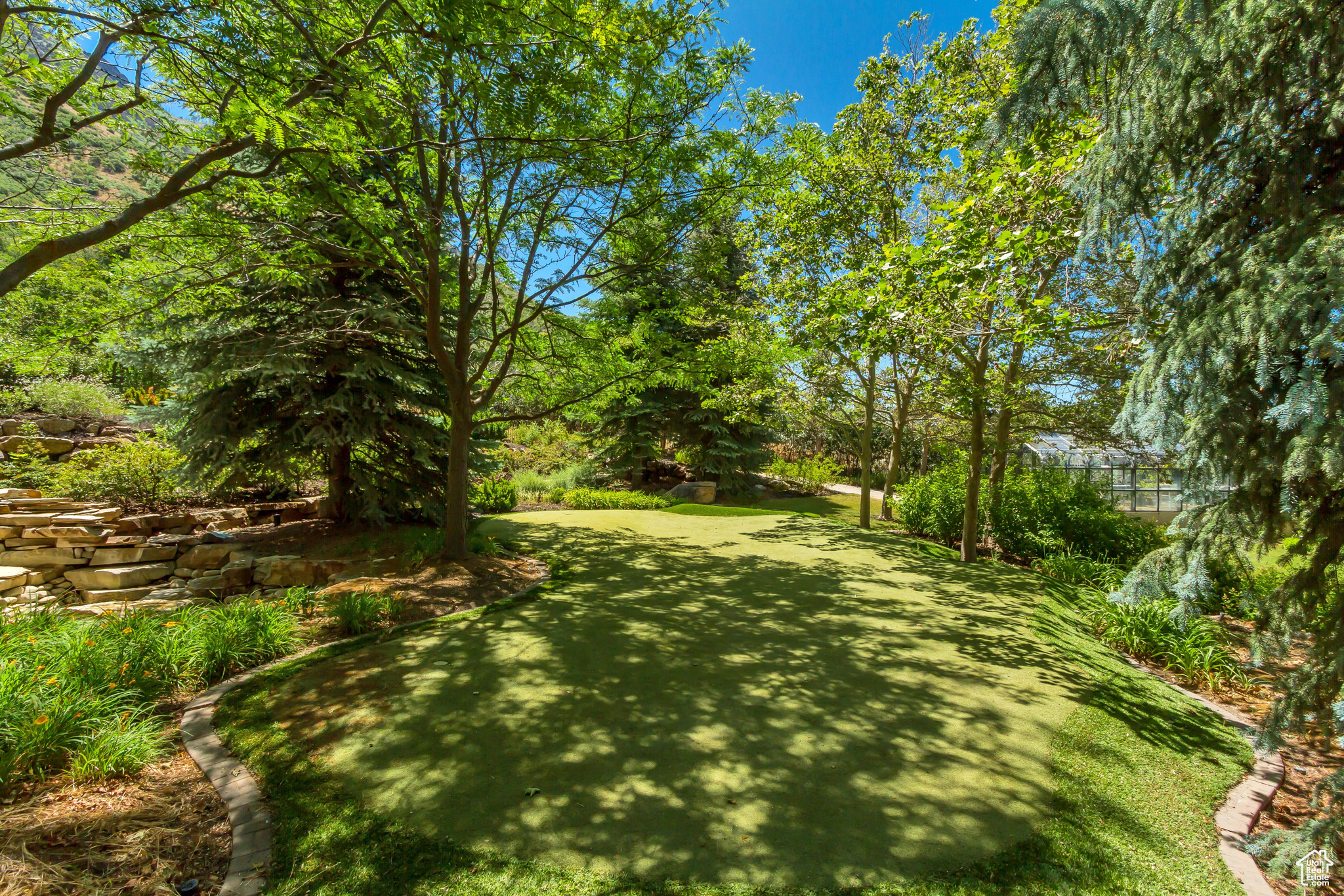 main property photo 90