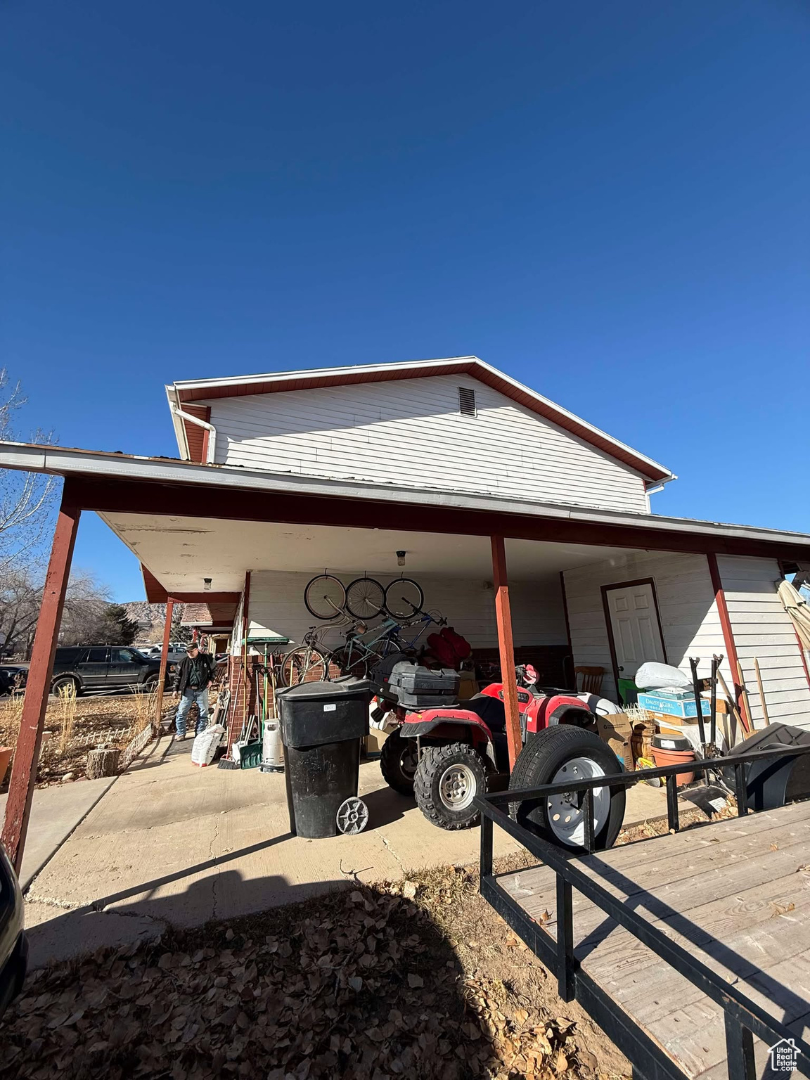 main property photo 20