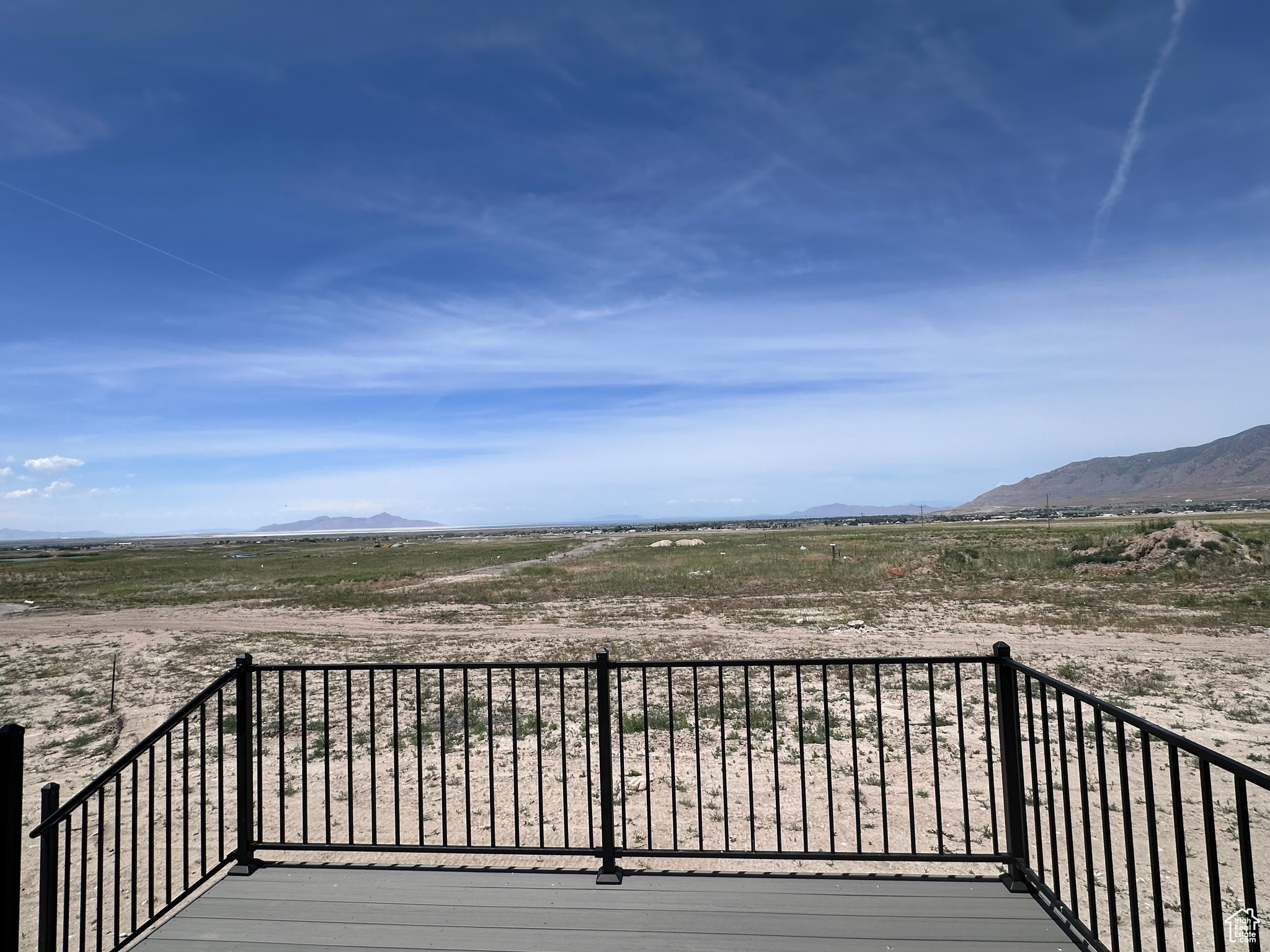 main property photo 24