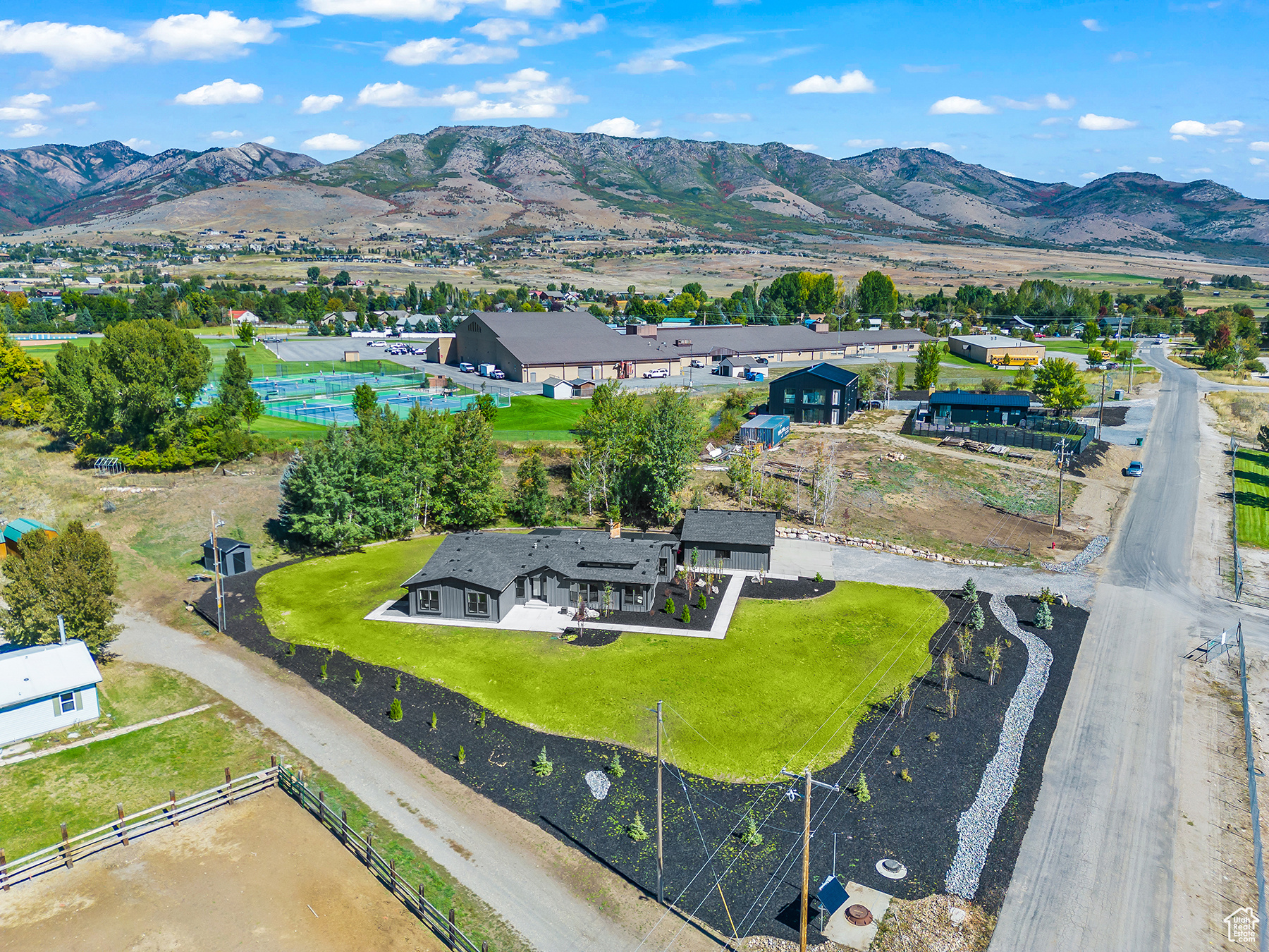 main property photo 46