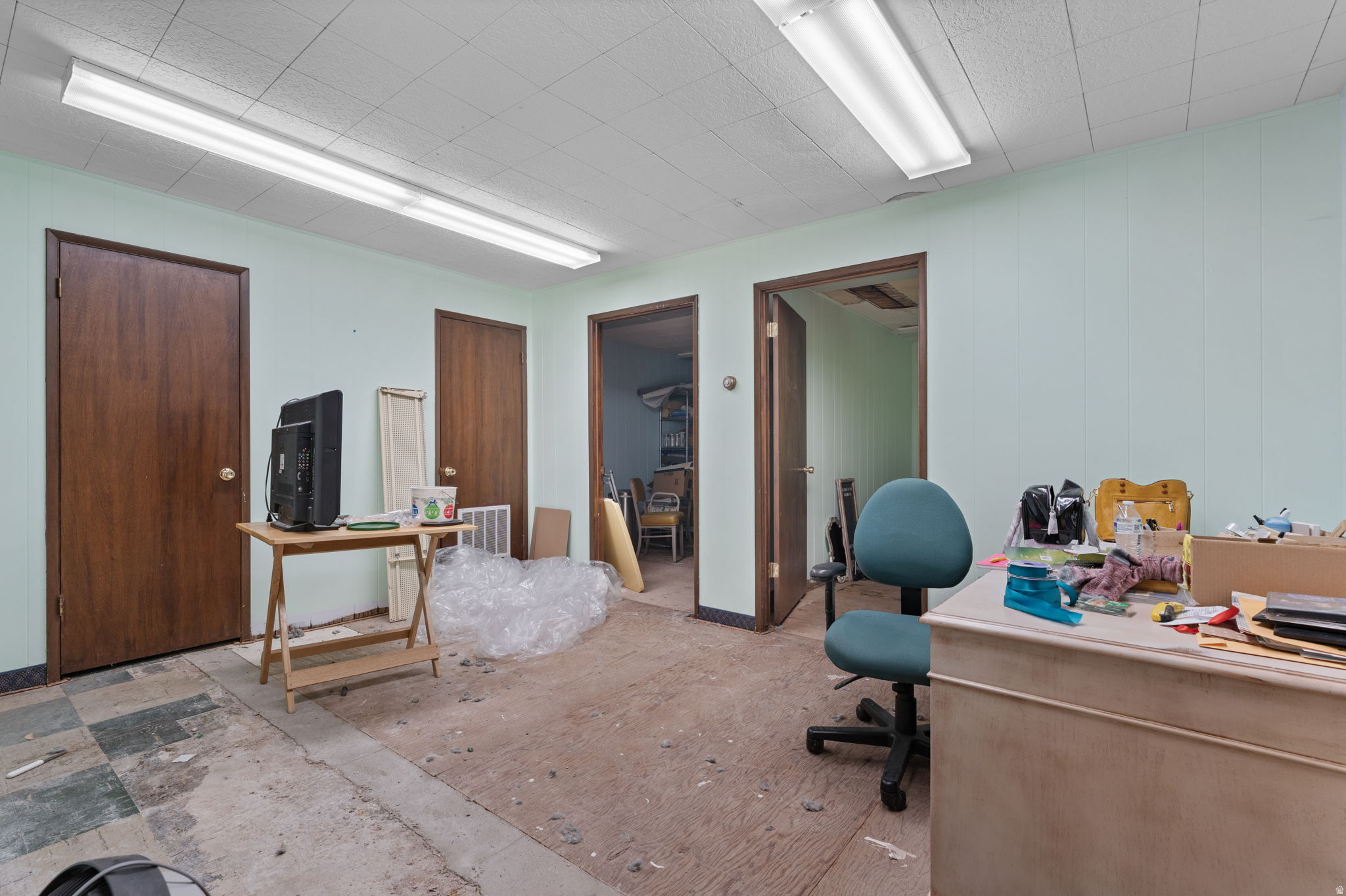 main property photo 44