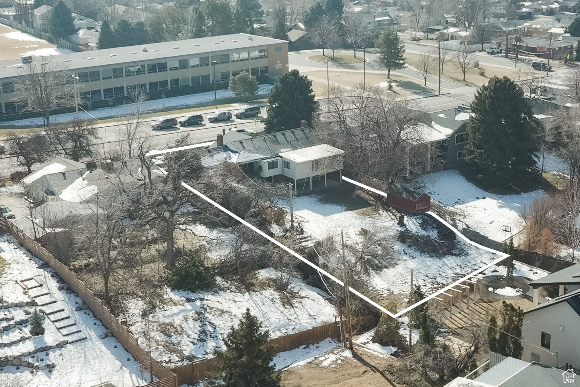 main property photo 3