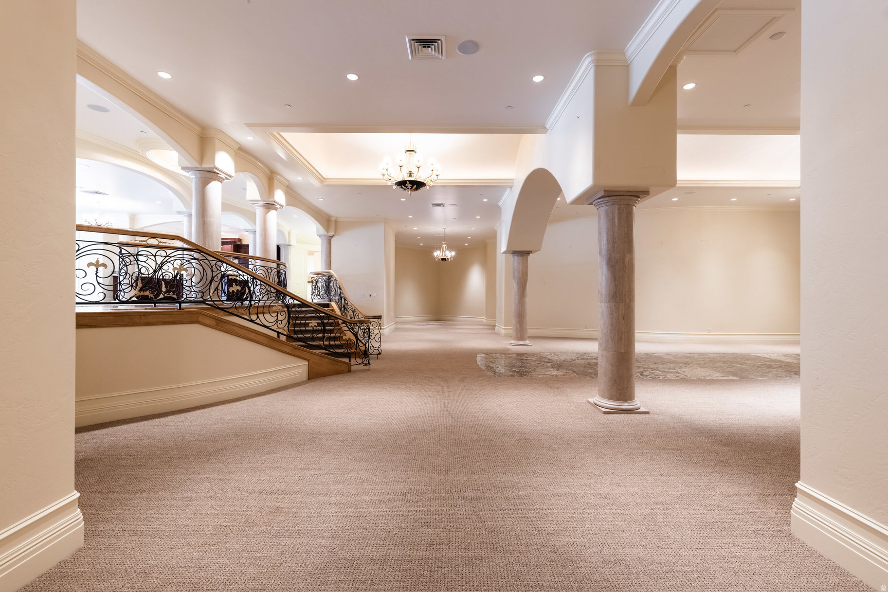 main property photo 49