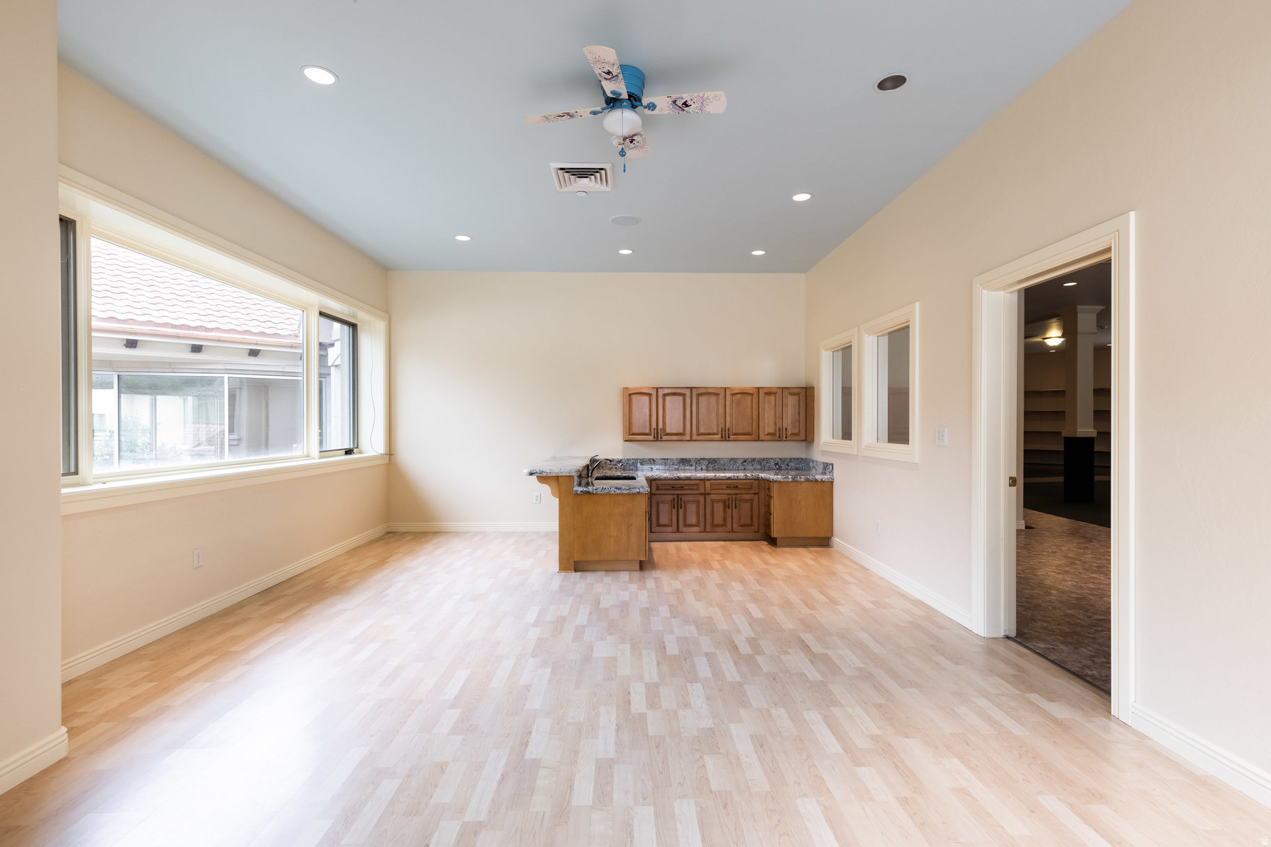 main property photo 70