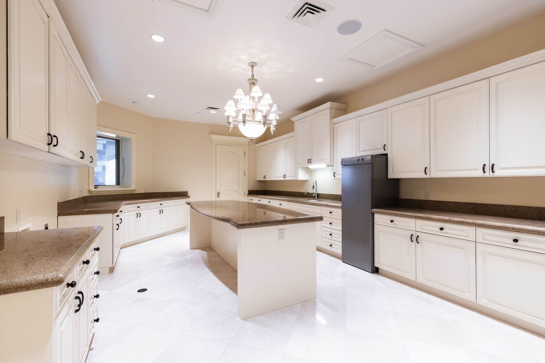 main property photo 72