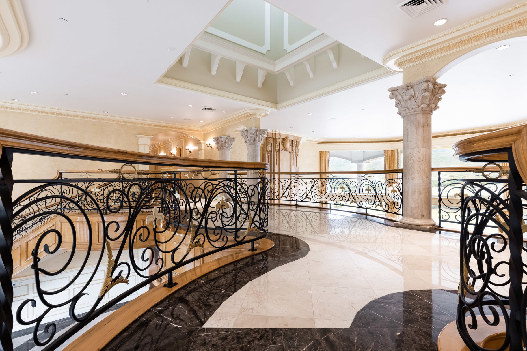 main property photo 79