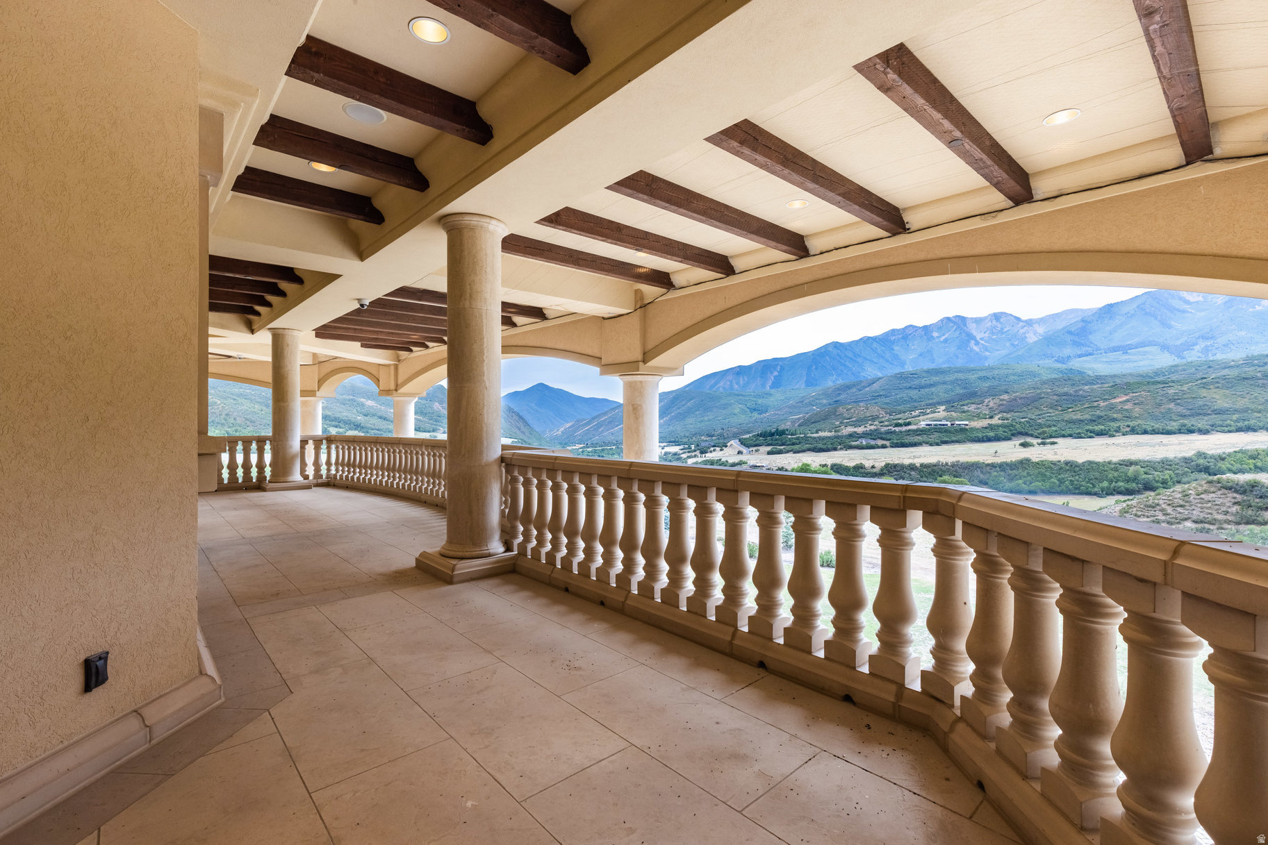 main property photo 90