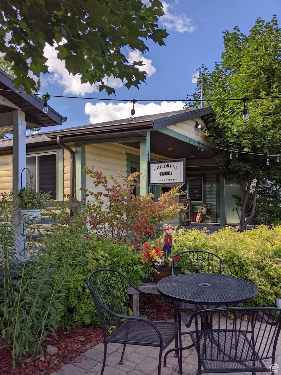 main property photo 15