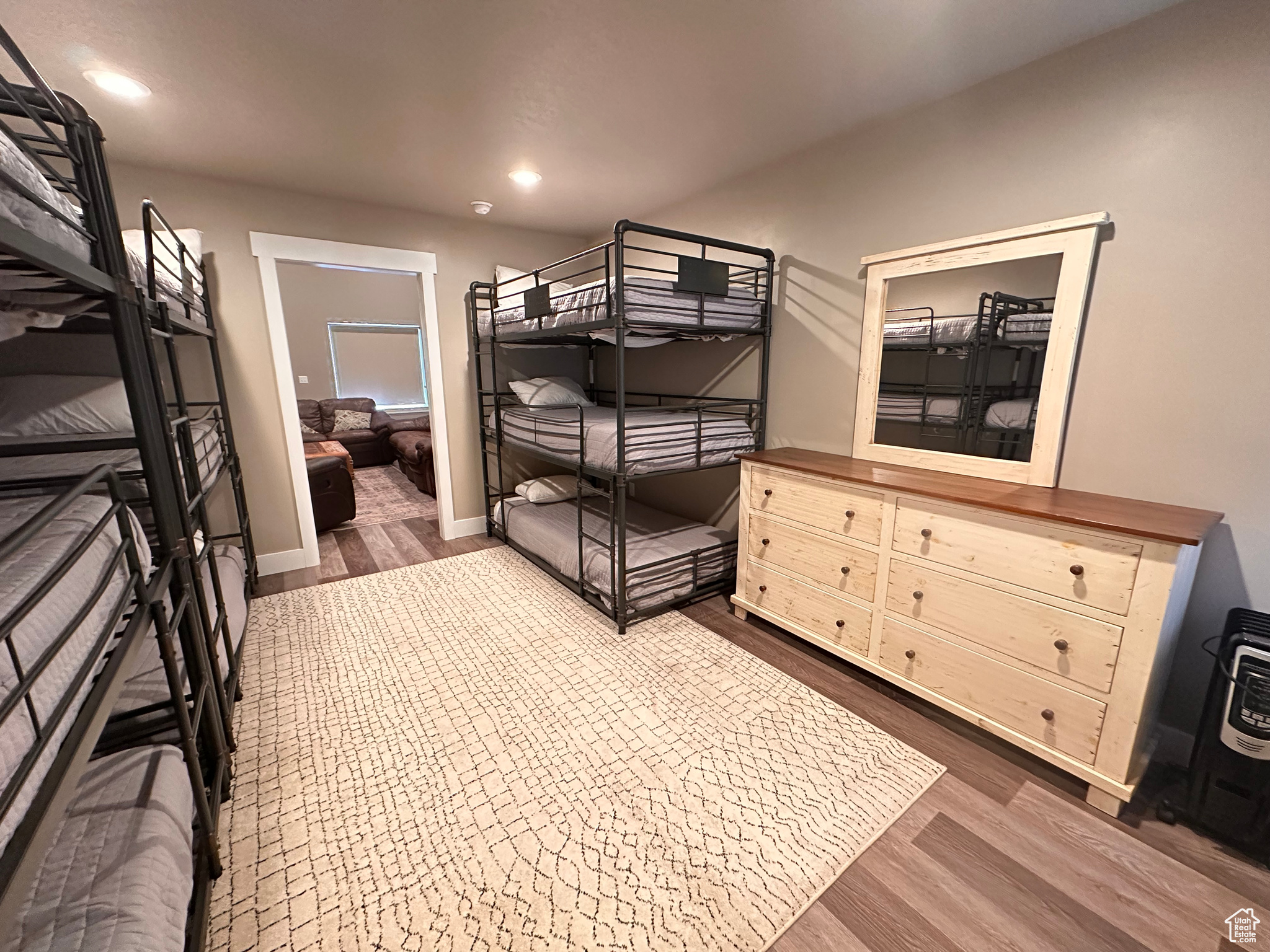main property photo 29
